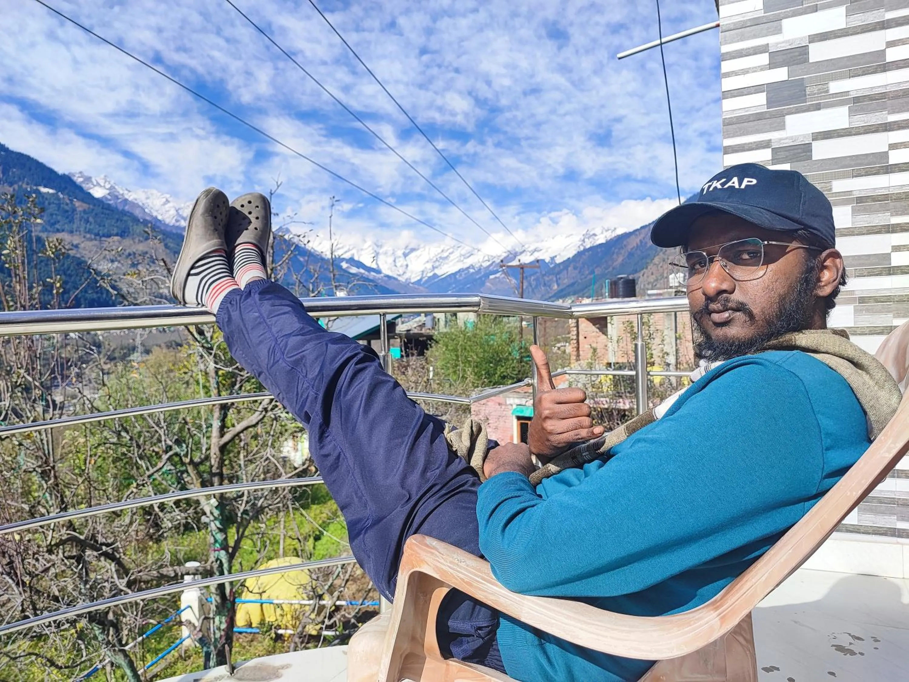 Spring in indian backpackers hostel