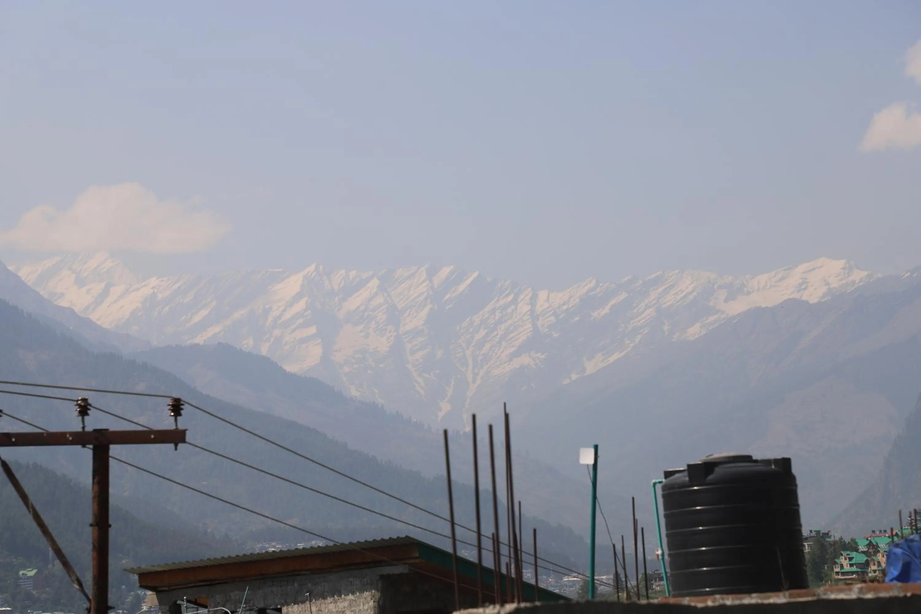 Mountain view in indian backpackers hostel