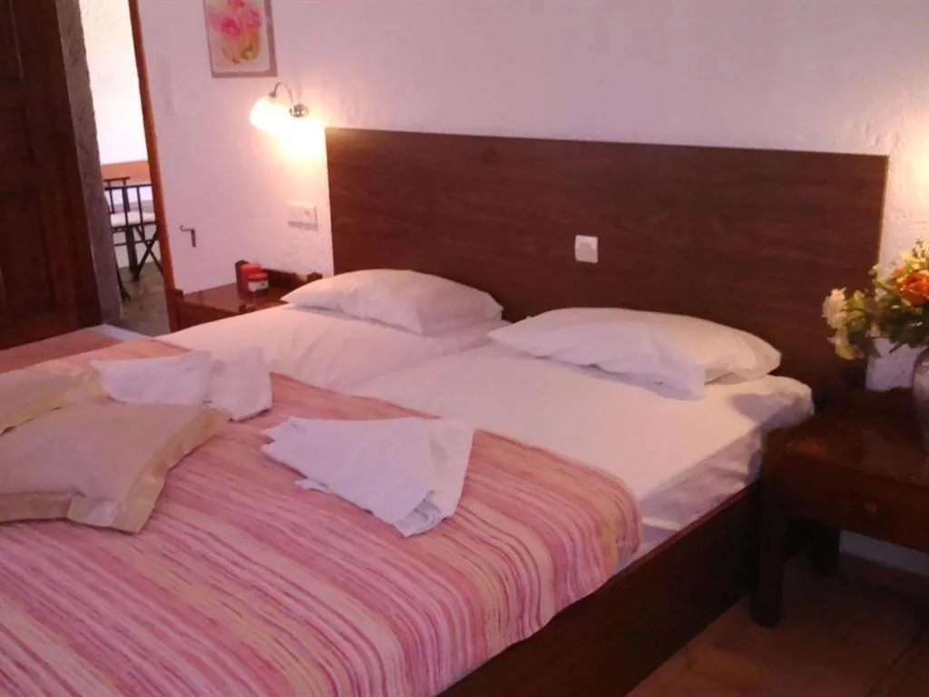 Bed in Fotula Studios