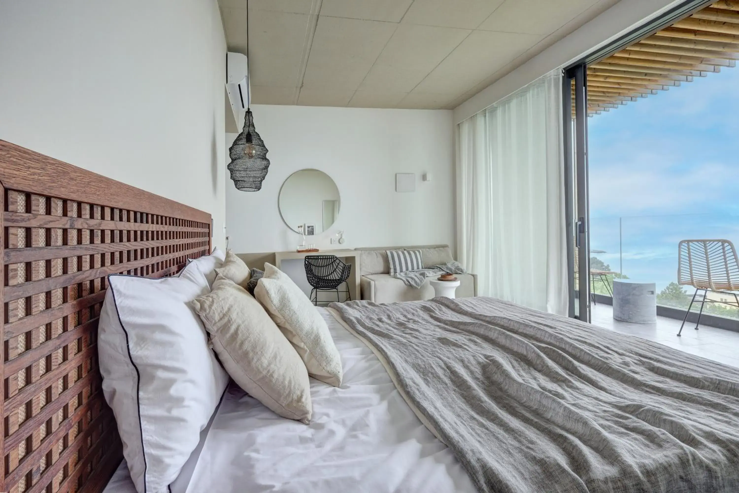 Two-Bedroom Suite in Umani Hotel - Free Beach - Free Parking Two-Bedroom Suite in Umani Hotel - Free Beach - Free Parking