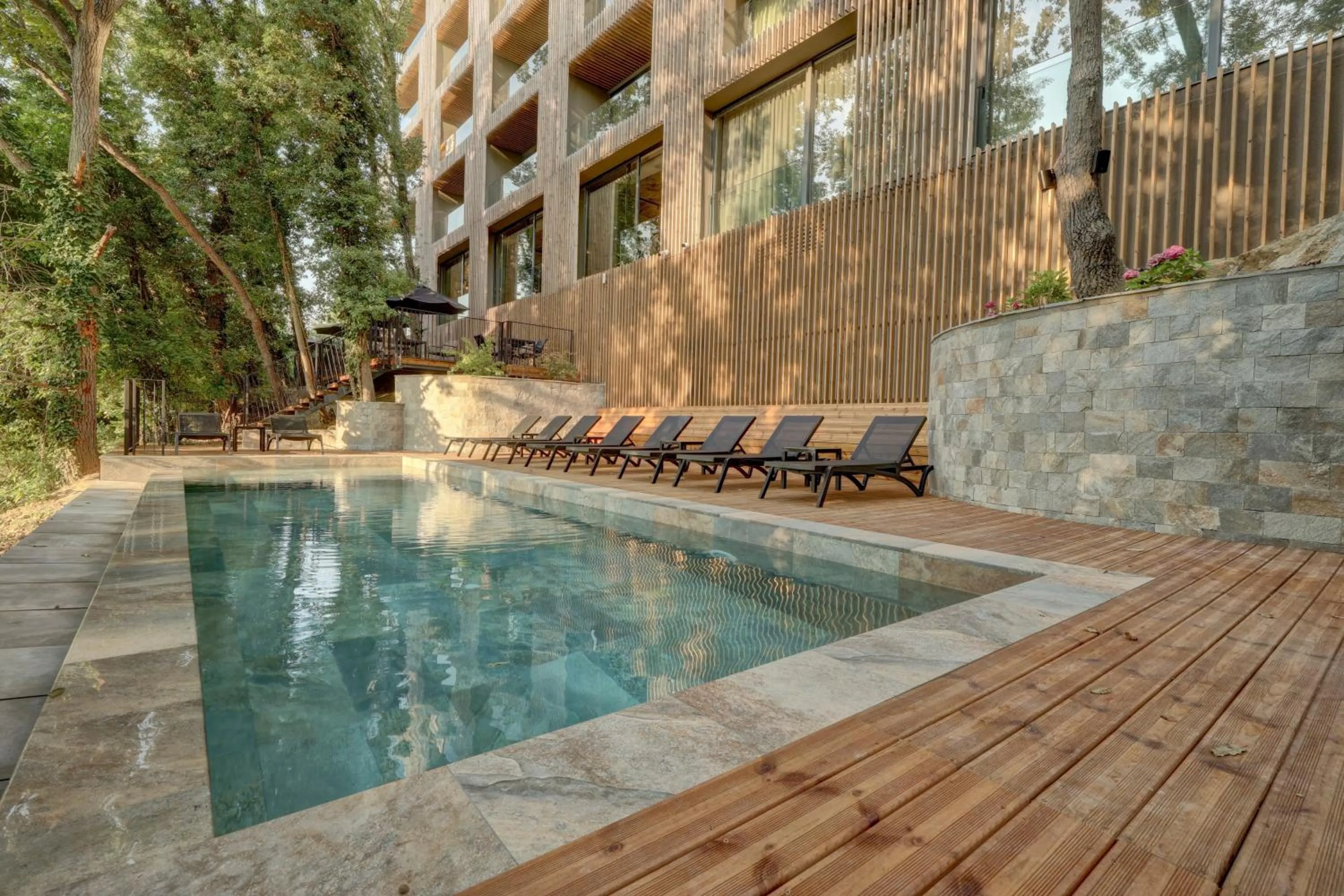 Swimming pool in Umani Hotel - Free Beach - Free Parking