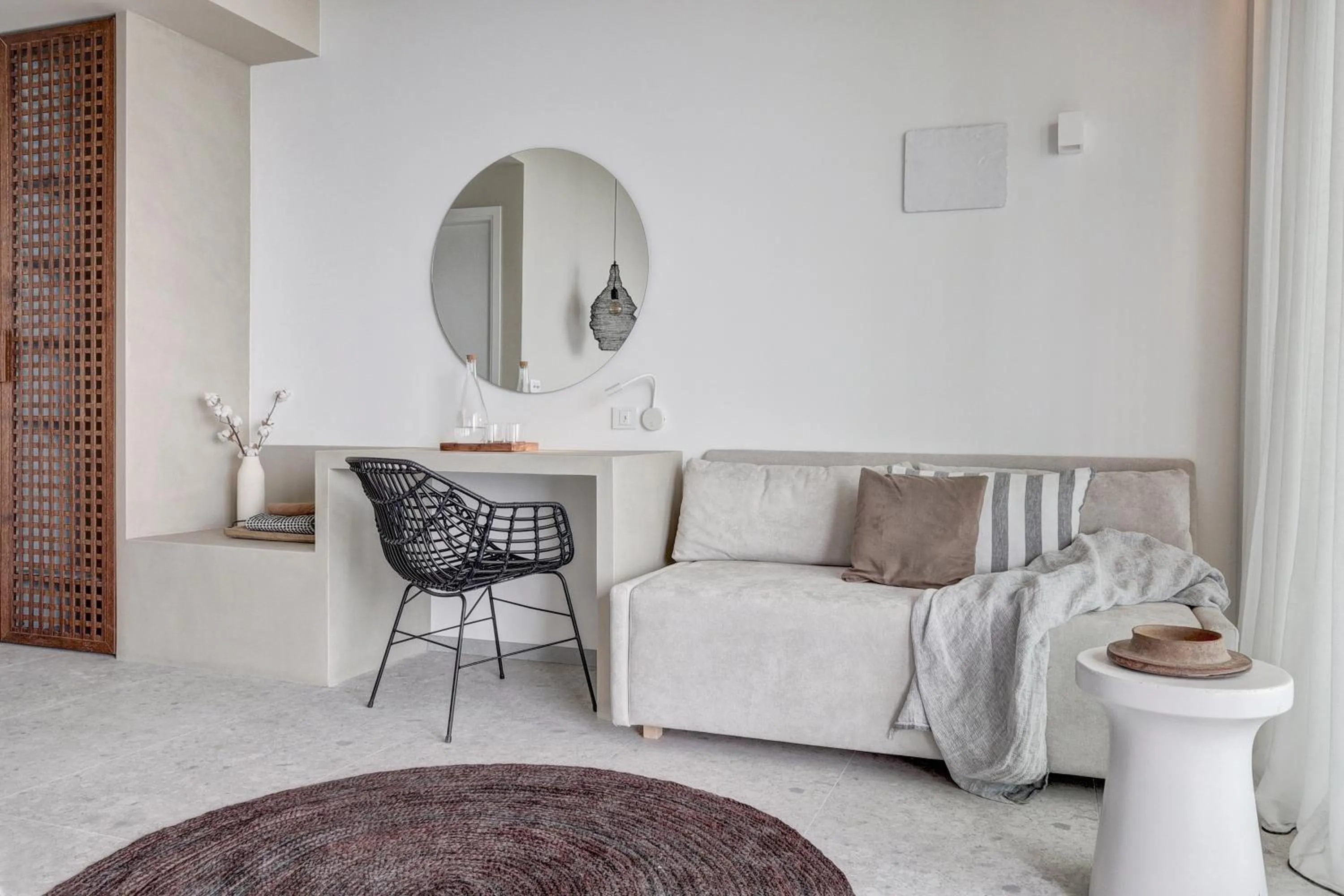 Seating area in Umani Hotel - Free Beach - Free Parking