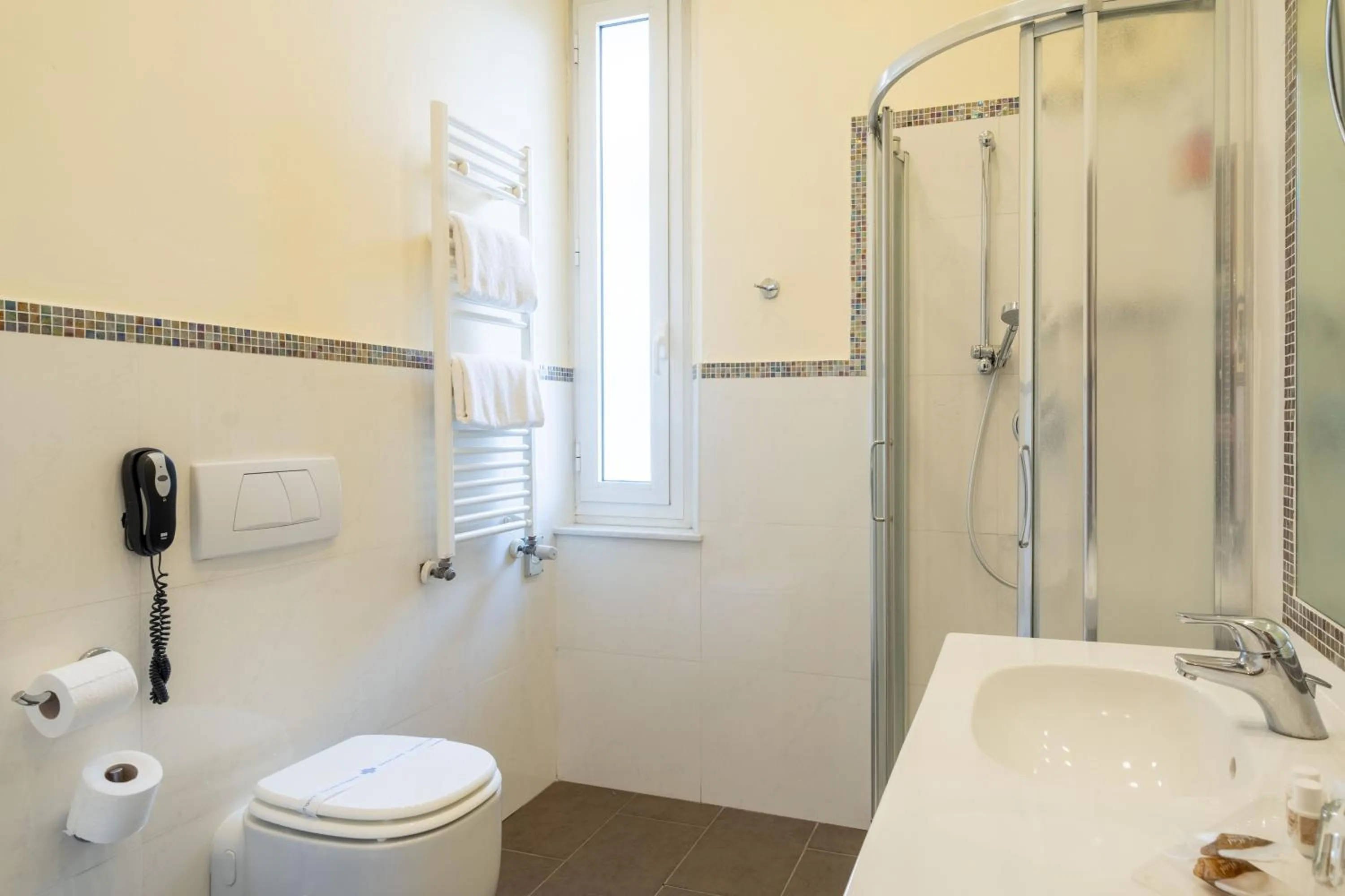 Shower in Hotel Manzoni Wellness&Spa