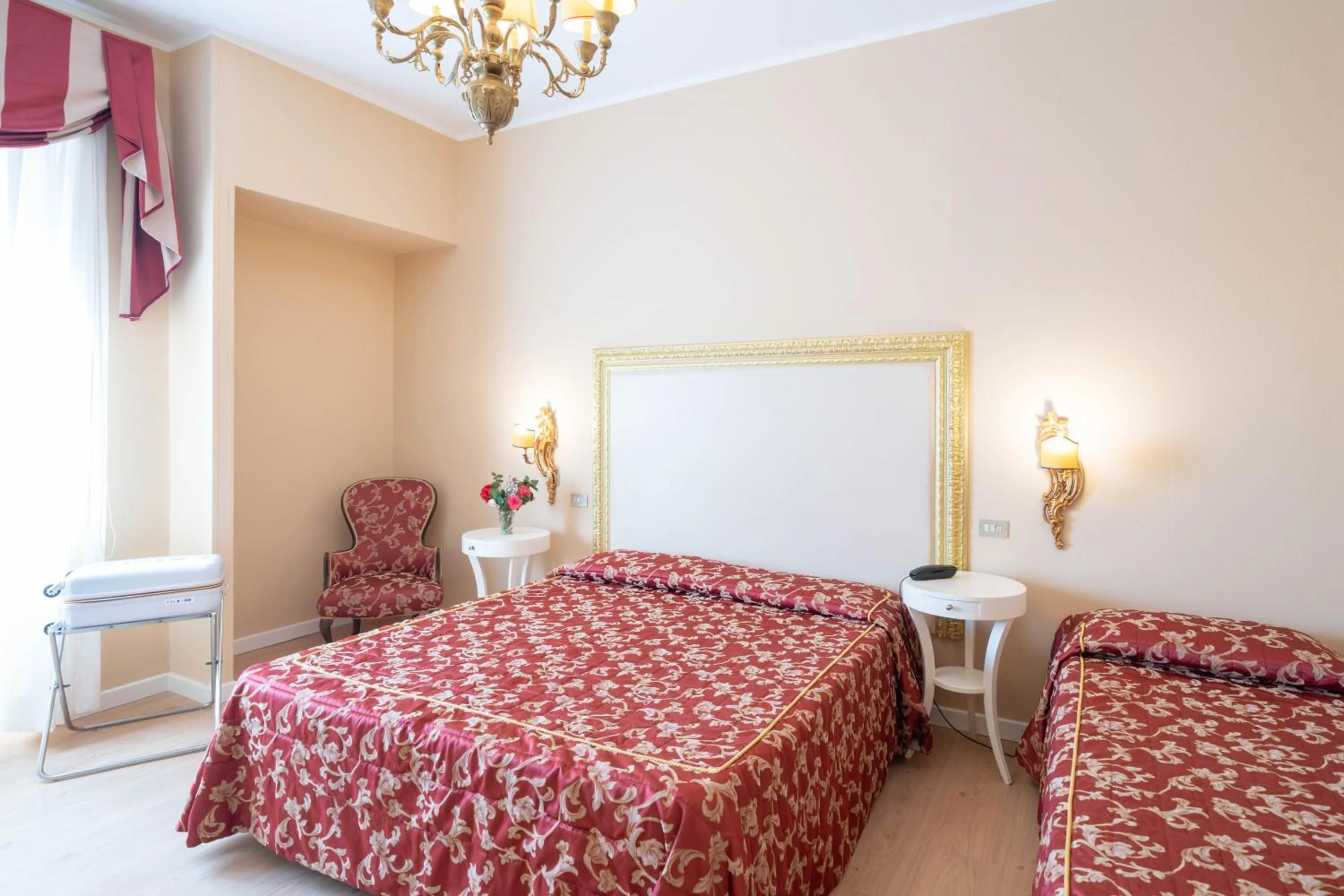 Bed in Hotel Manzoni Wellness&Spa