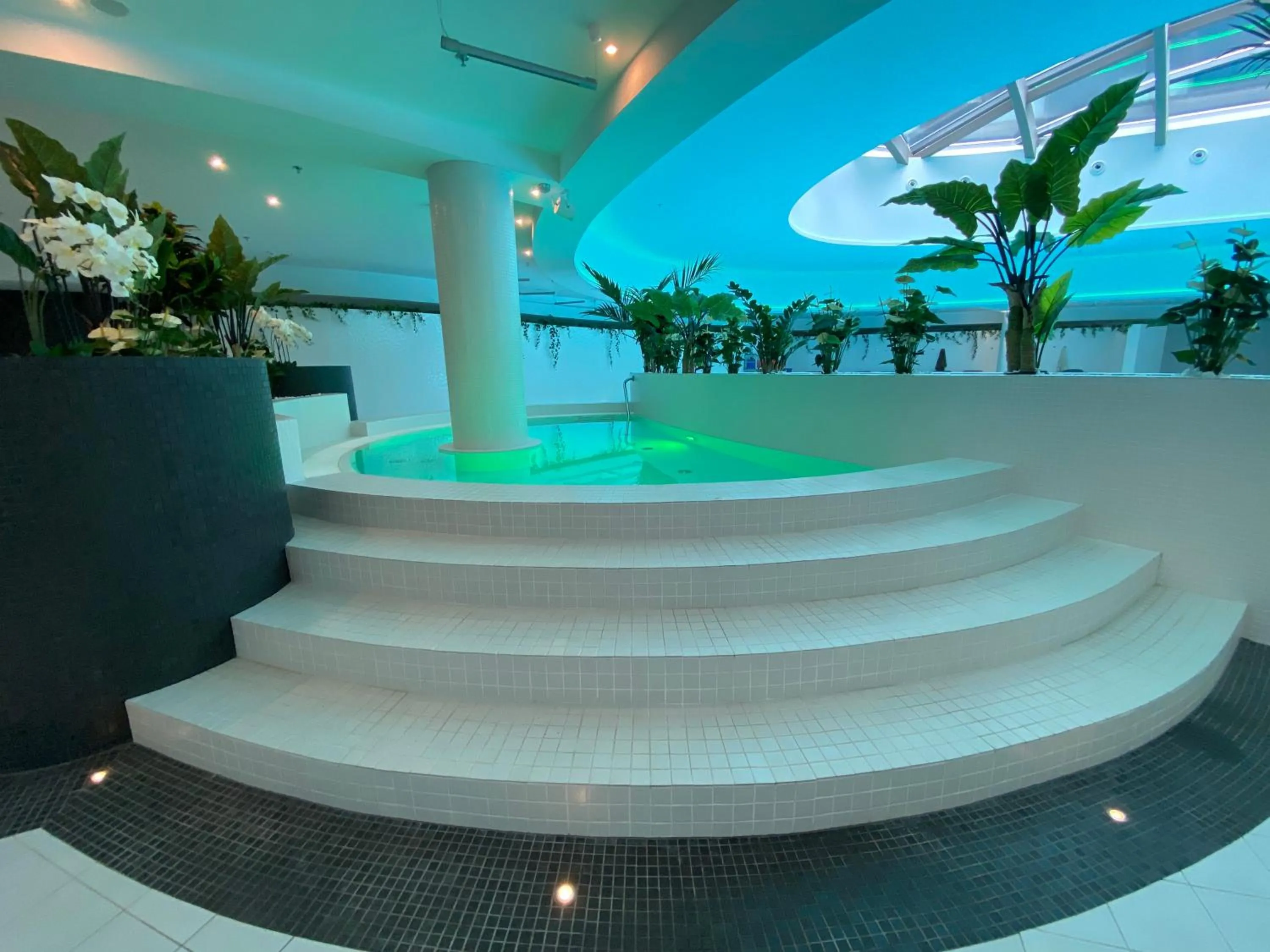 Swimming pool in Apartamenty Hanza Tower Gold