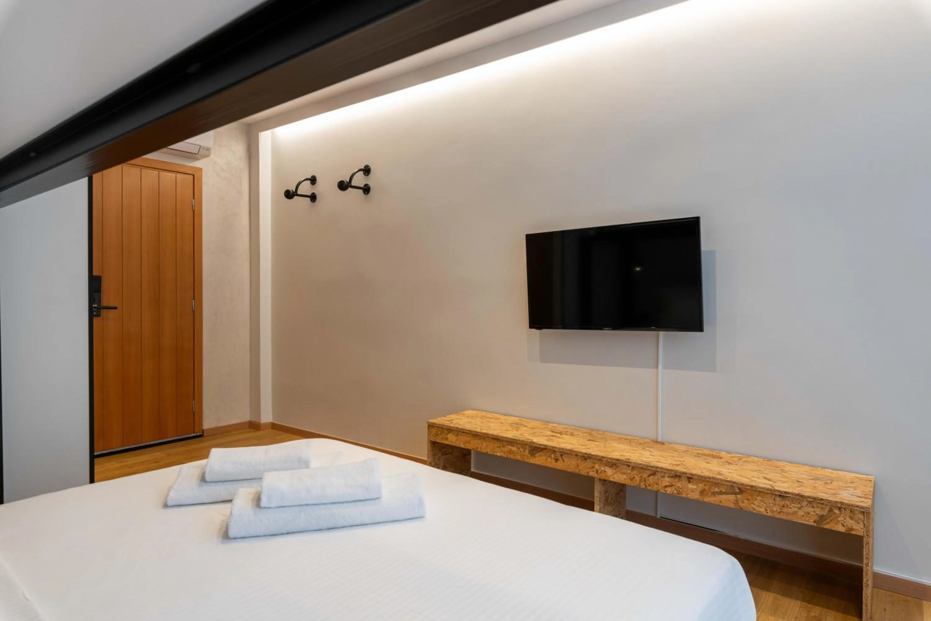 Photo of the whole room, Bed in PAREA Athens