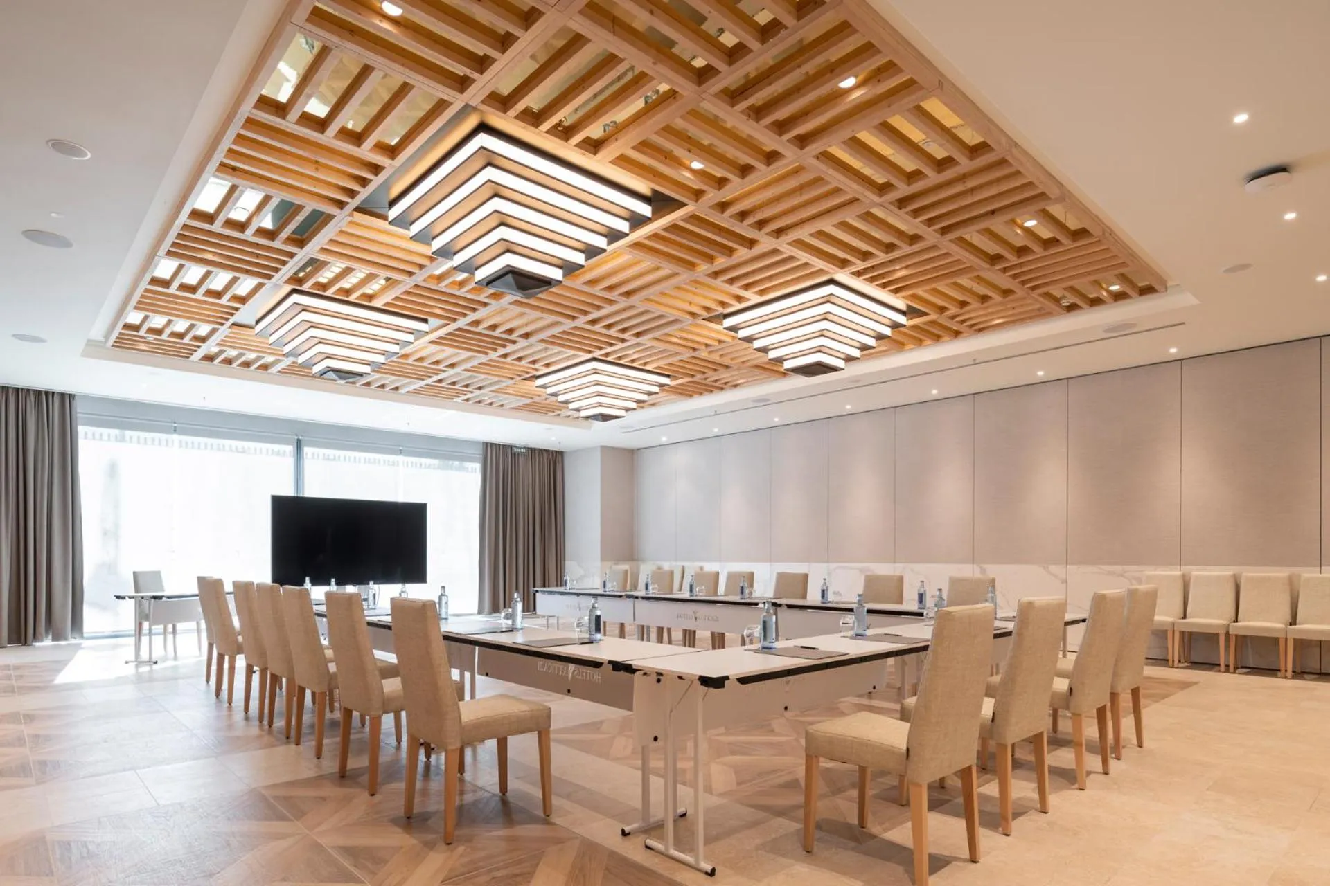 Attica21 Vigo 4 Superior