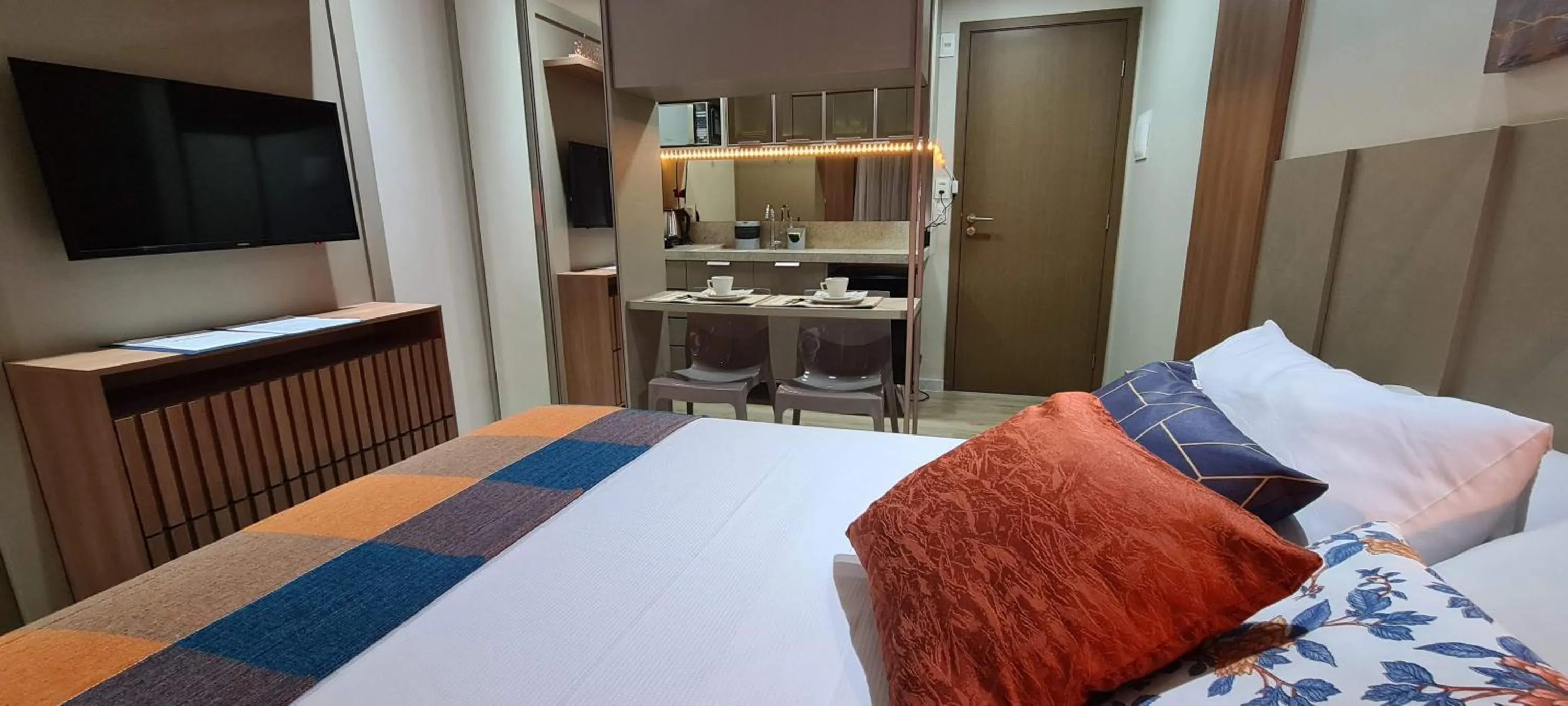 Photo of the whole room, Bed in Flats Bauten Cabo Branco