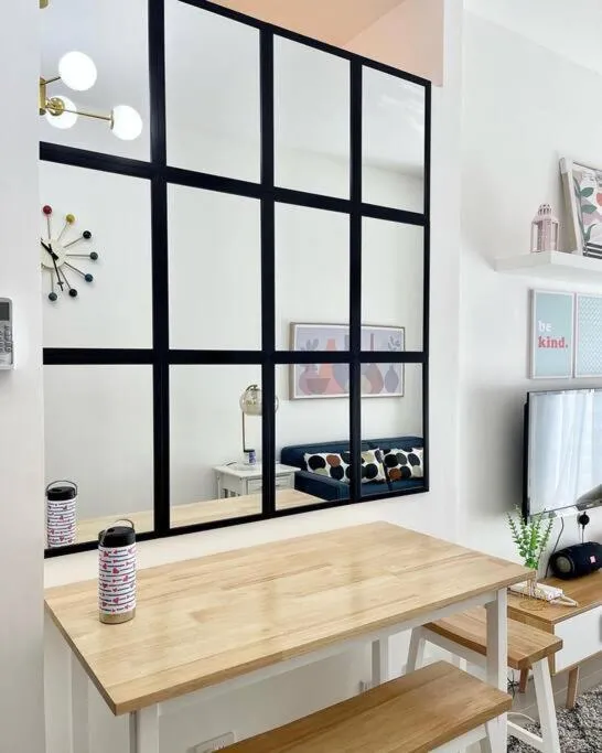 Dining area in 1BR Suite near Megamall, Boni & Shaw MRT Station