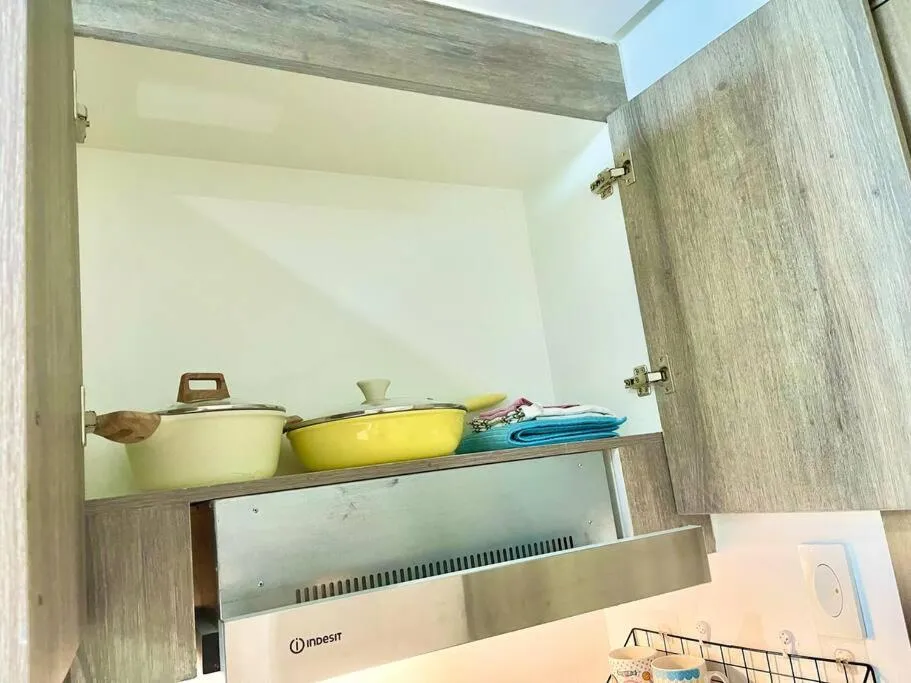Kitchen or kitchenette in 1BR Suite near Megamall, Boni & Shaw MRT Station