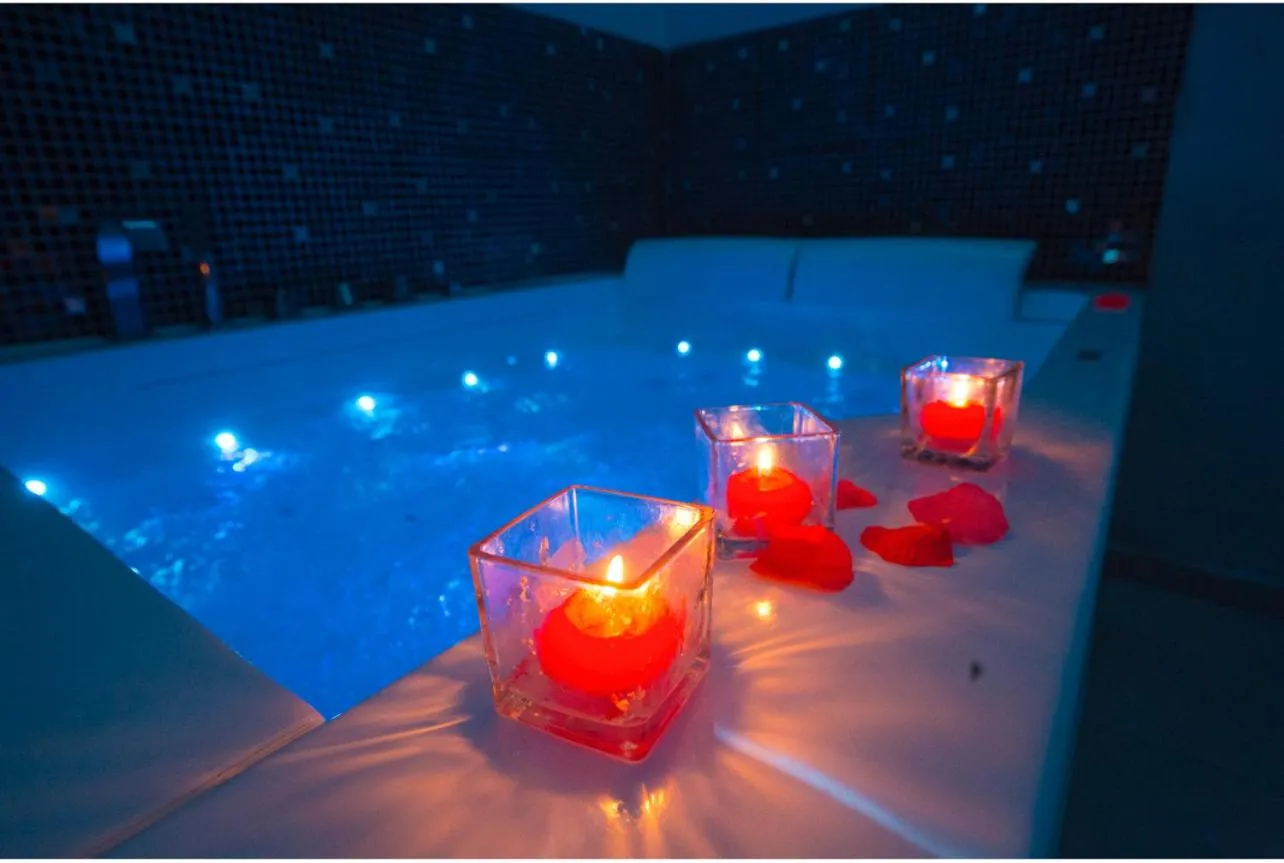 Swimming Pool in B&B suite spa la Sciantosa