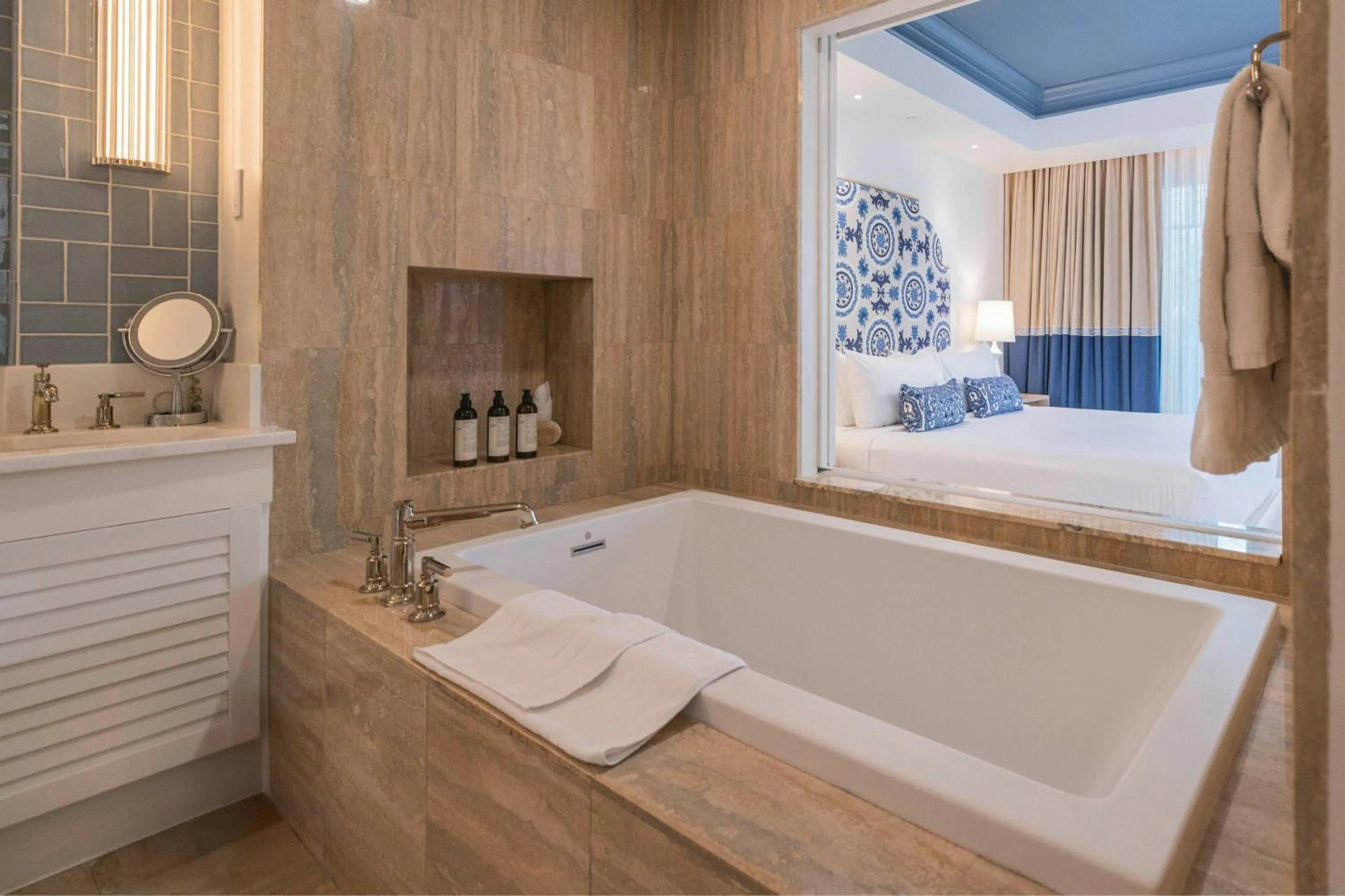 Bathroom in The Seagate Hotel, Golf & Beach Club, Autograph Collection