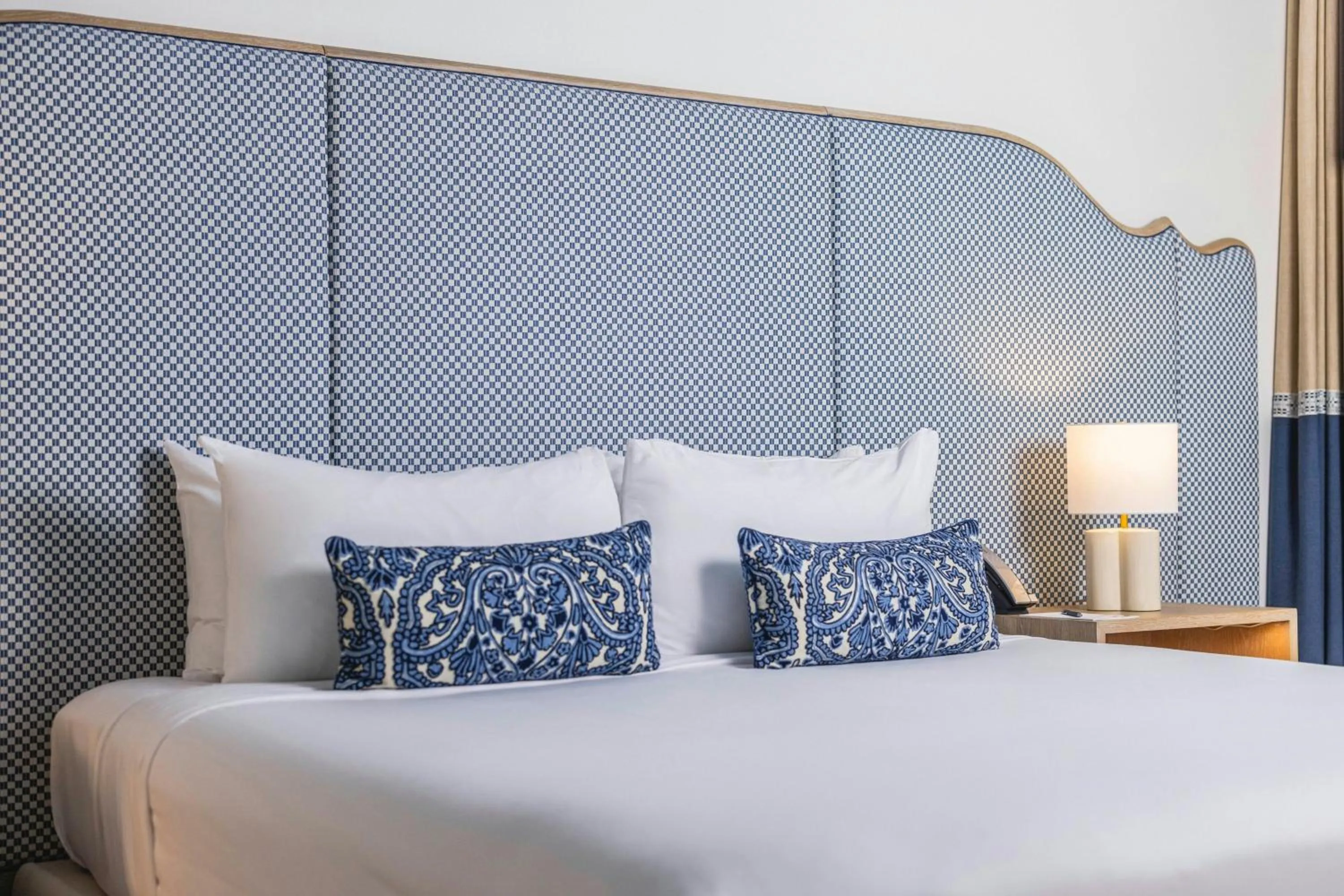 Photo of the whole room, Bed in The Seagate Hotel, Golf & Beach Club, Autograph Collection