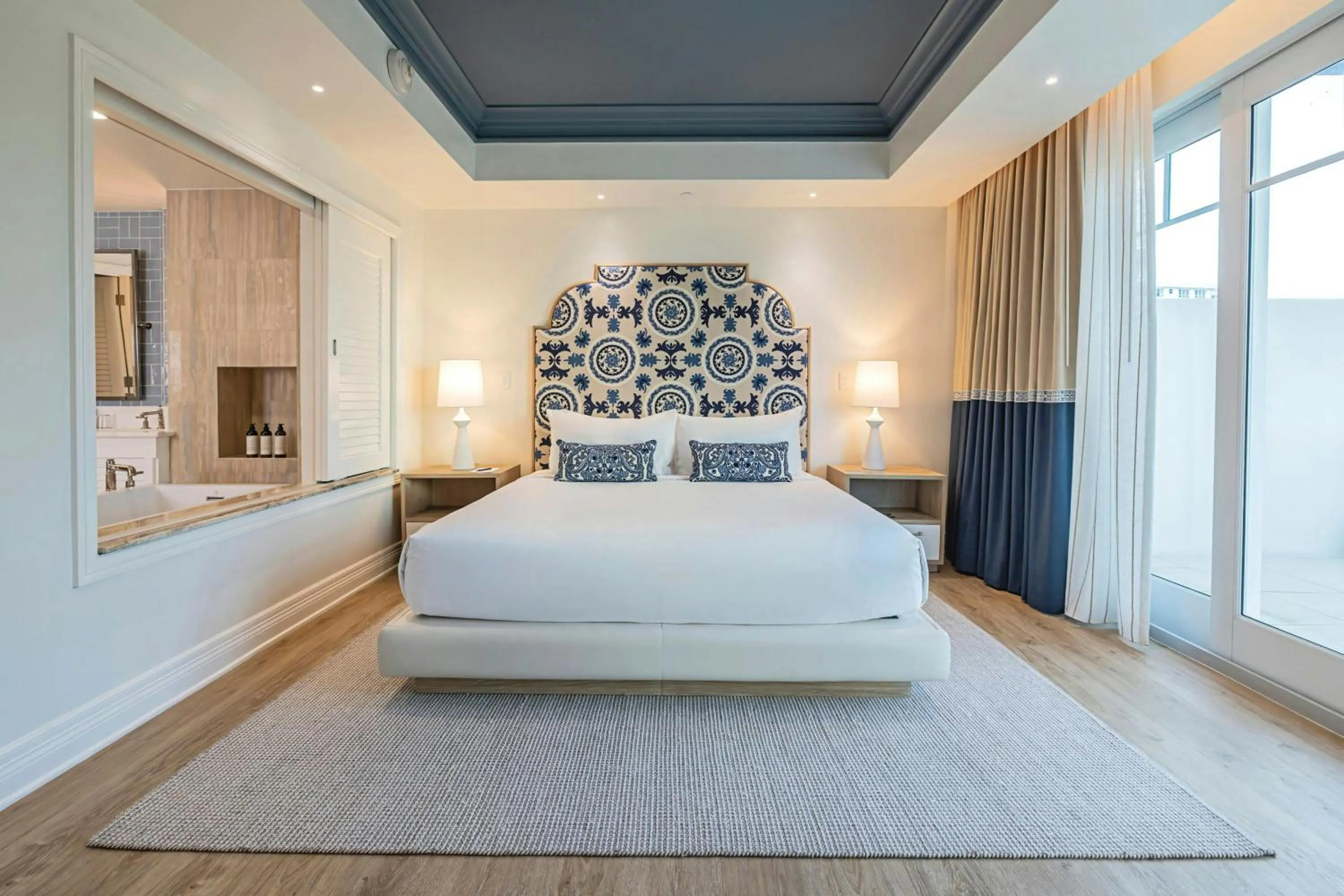 Bedroom, Bed in The Seagate Hotel, Golf & Beach Club, Autograph Collection