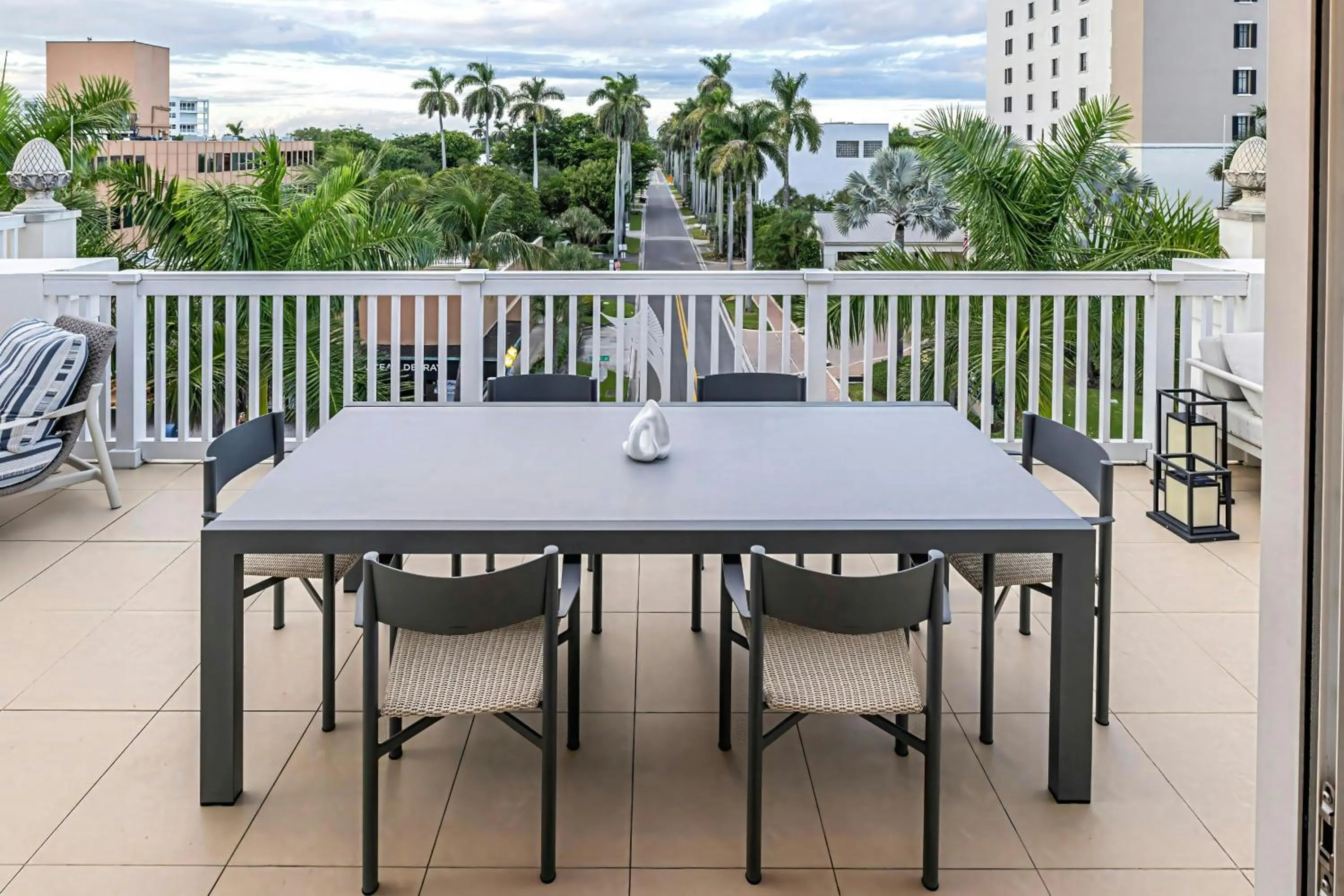 Photo of the whole room in The Seagate Hotel, Golf & Beach Club, Autograph Collection