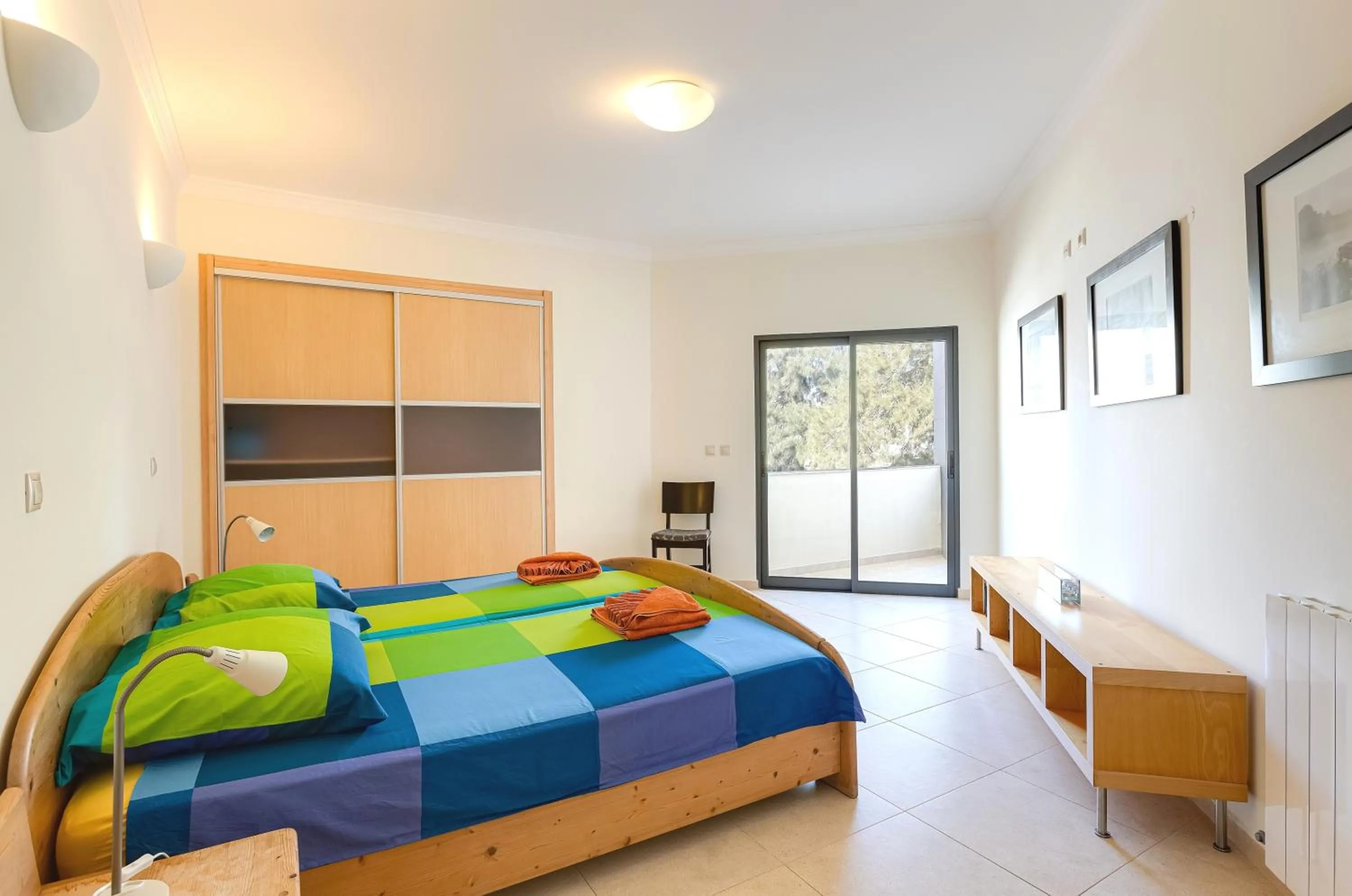 Bed in Arco-Iris