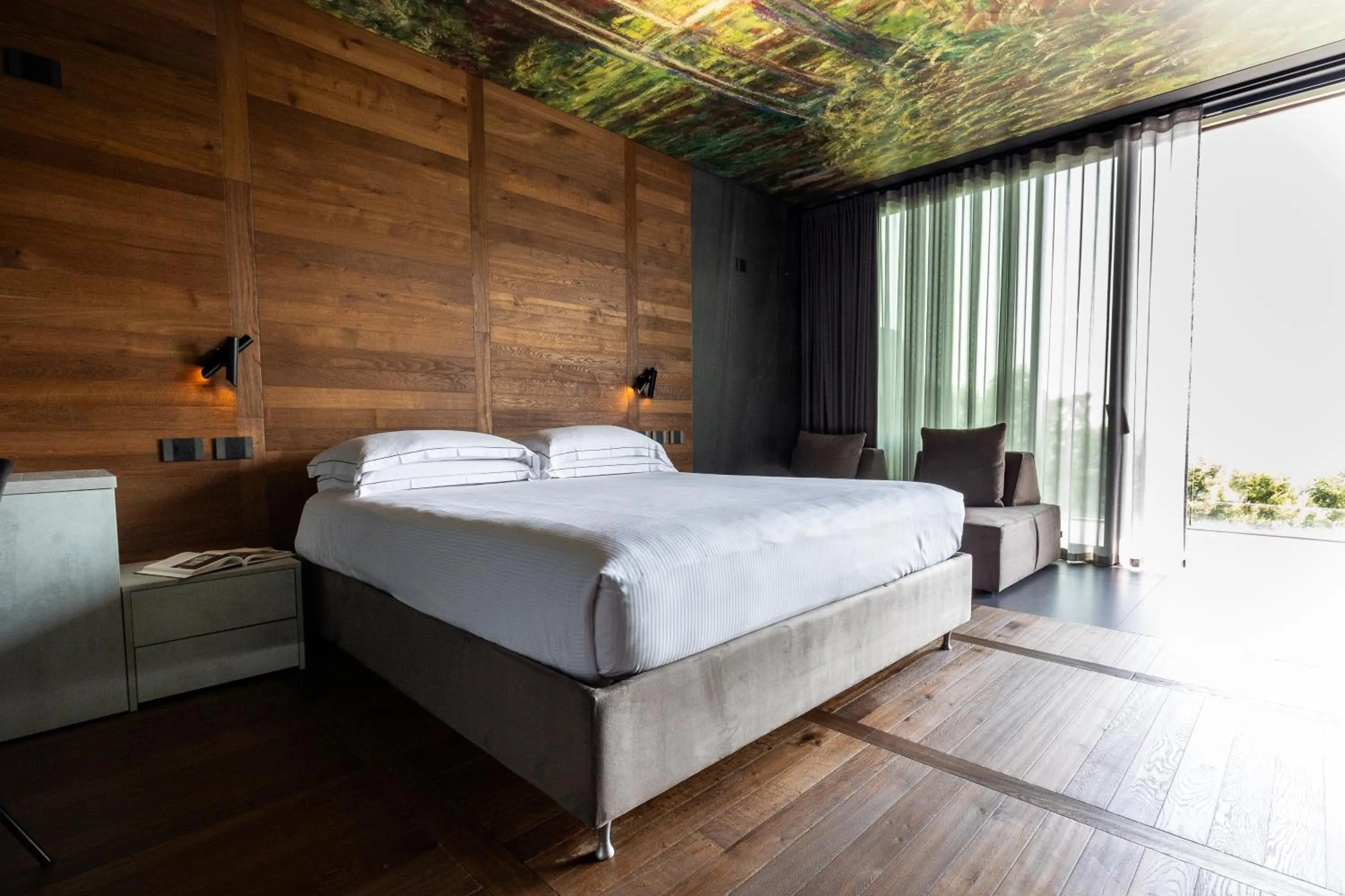 Photo of the whole room, Bed in Phi Hotel Piajo