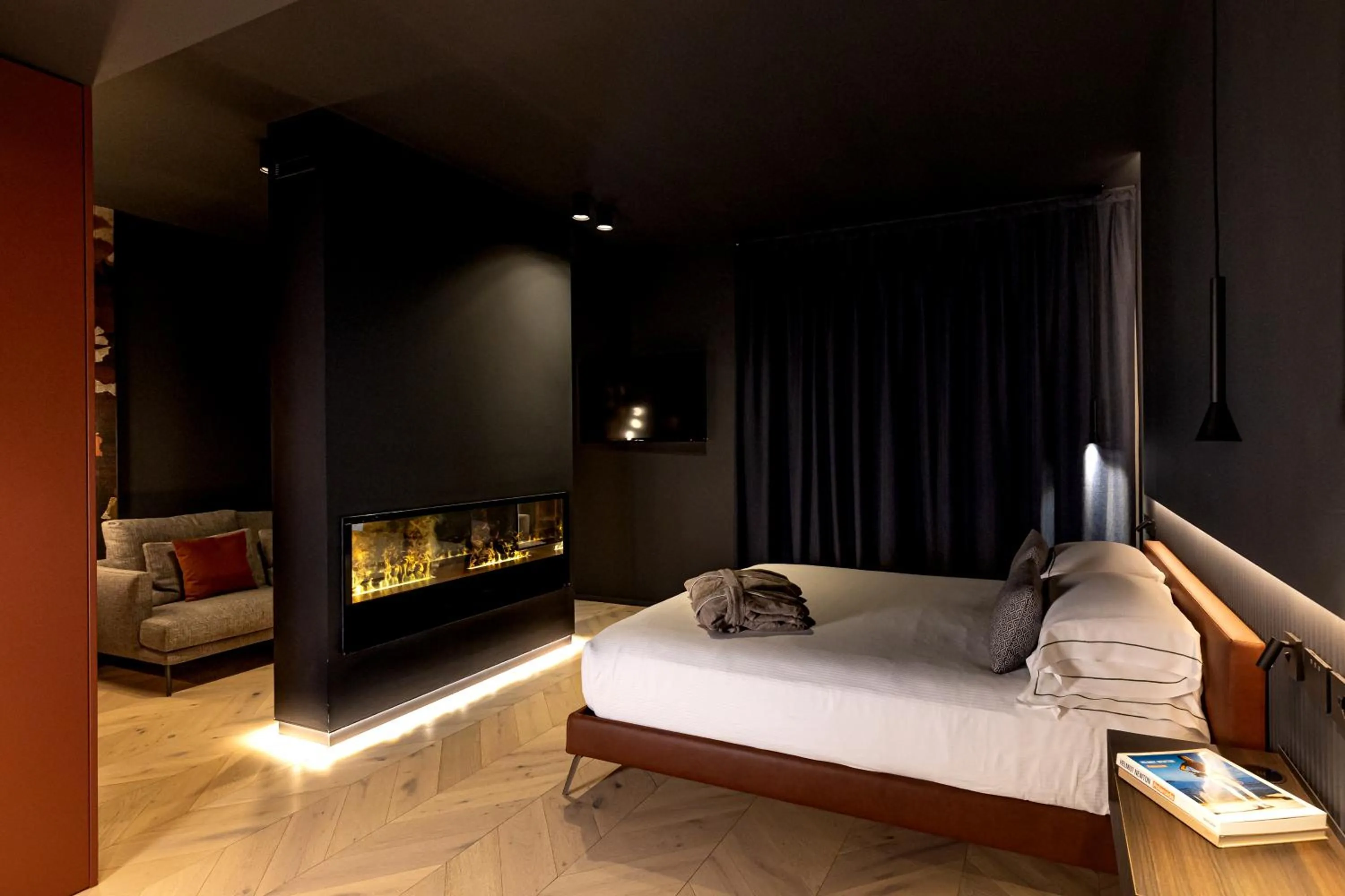 Bed in Phi Hotel Piajo