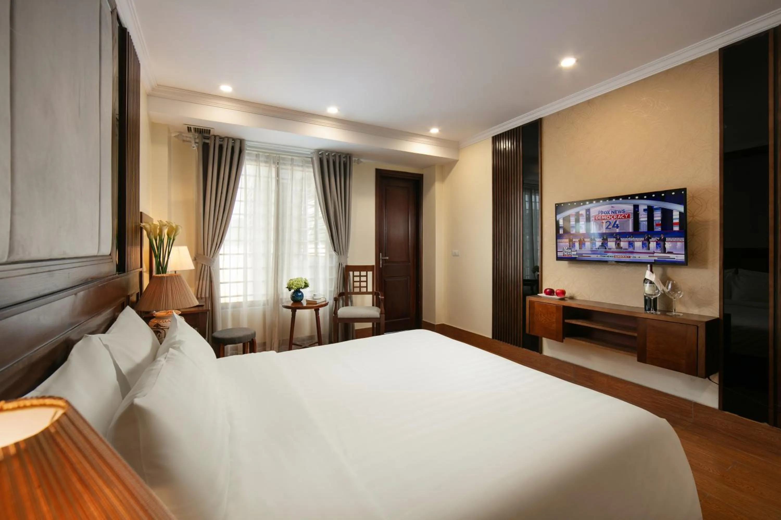 Bed in The West Hotel & Spa