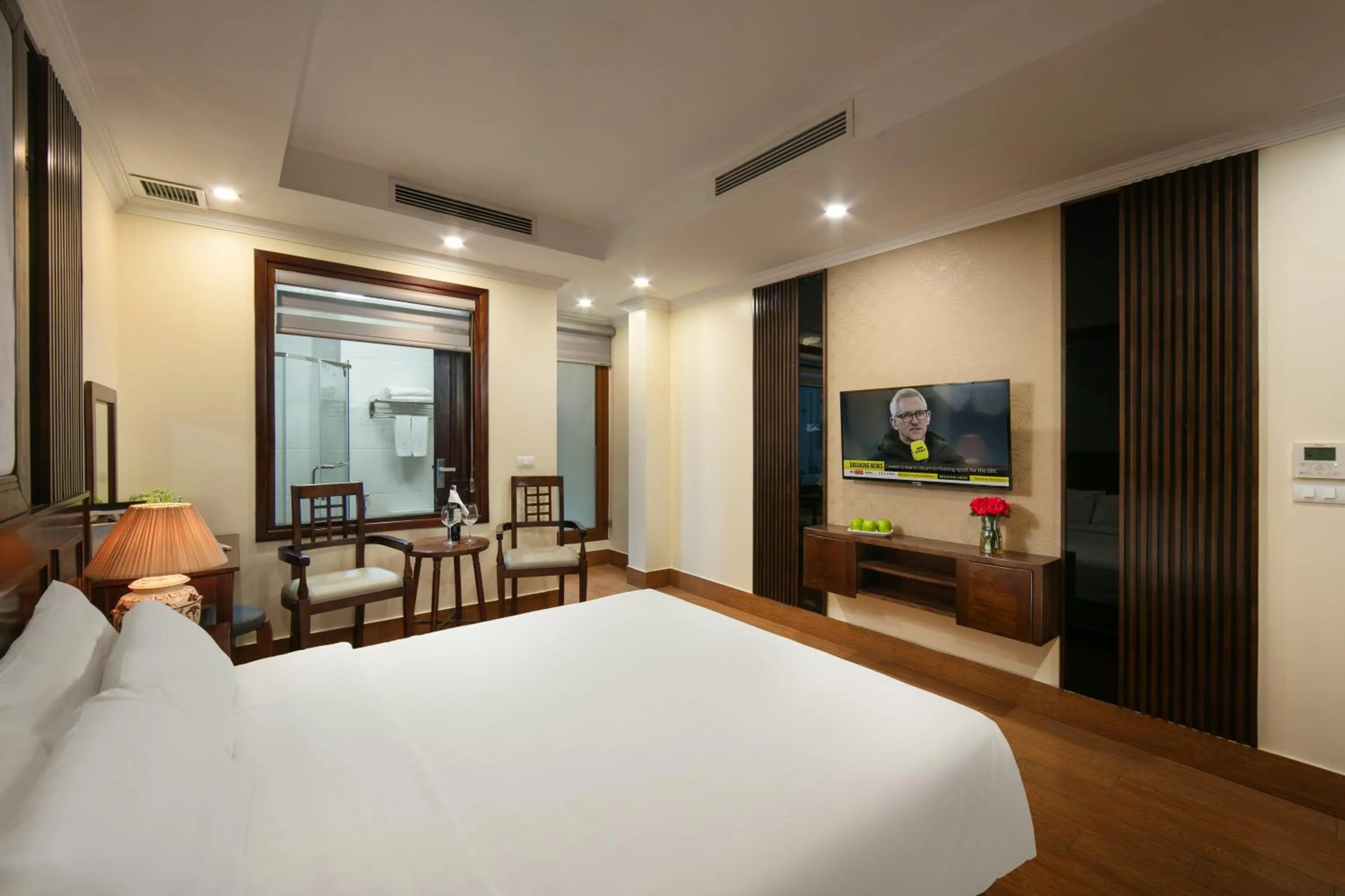 Bed in The West Hotel & Spa