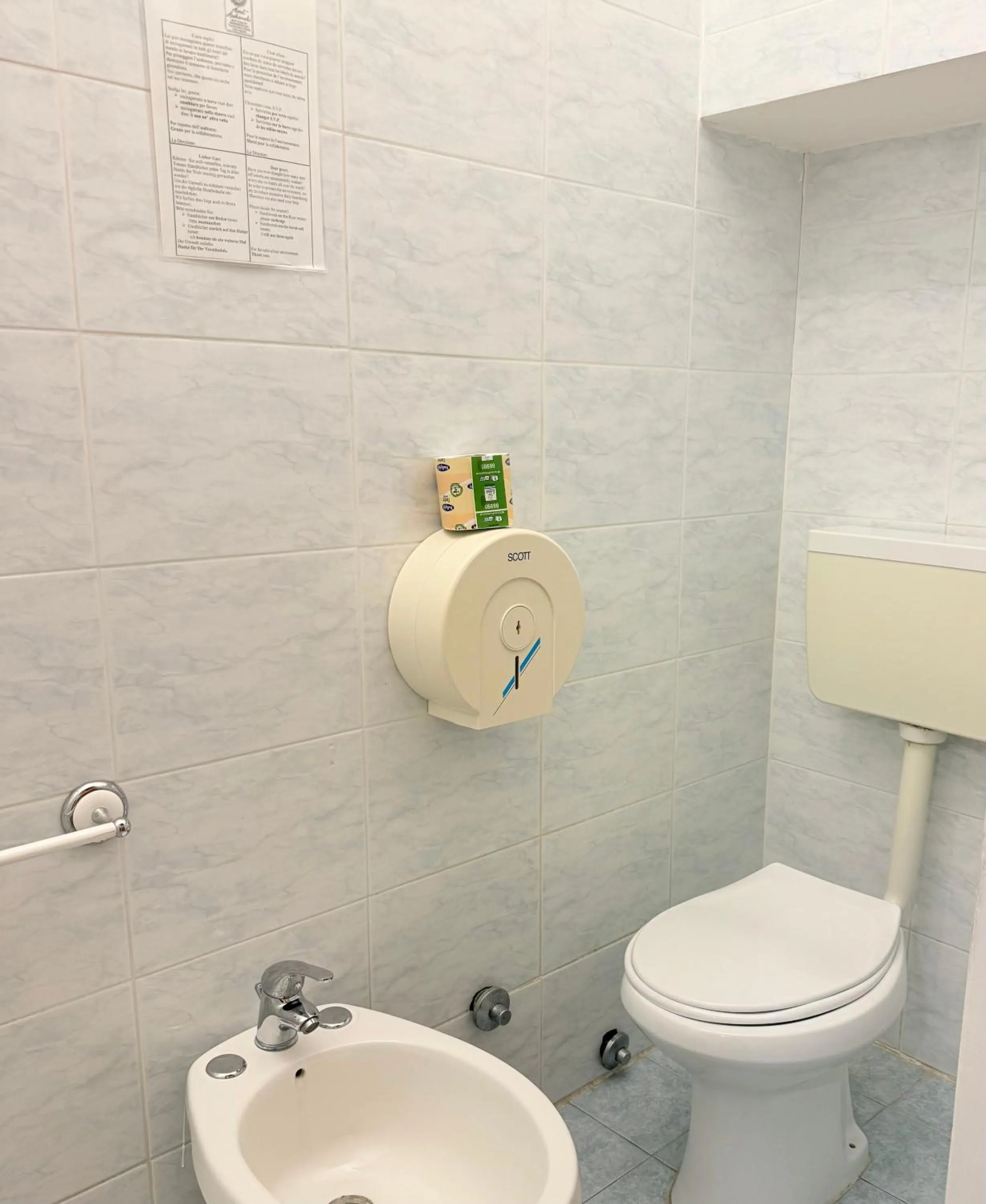 Bathroom in Hotel Archimede Ortigia