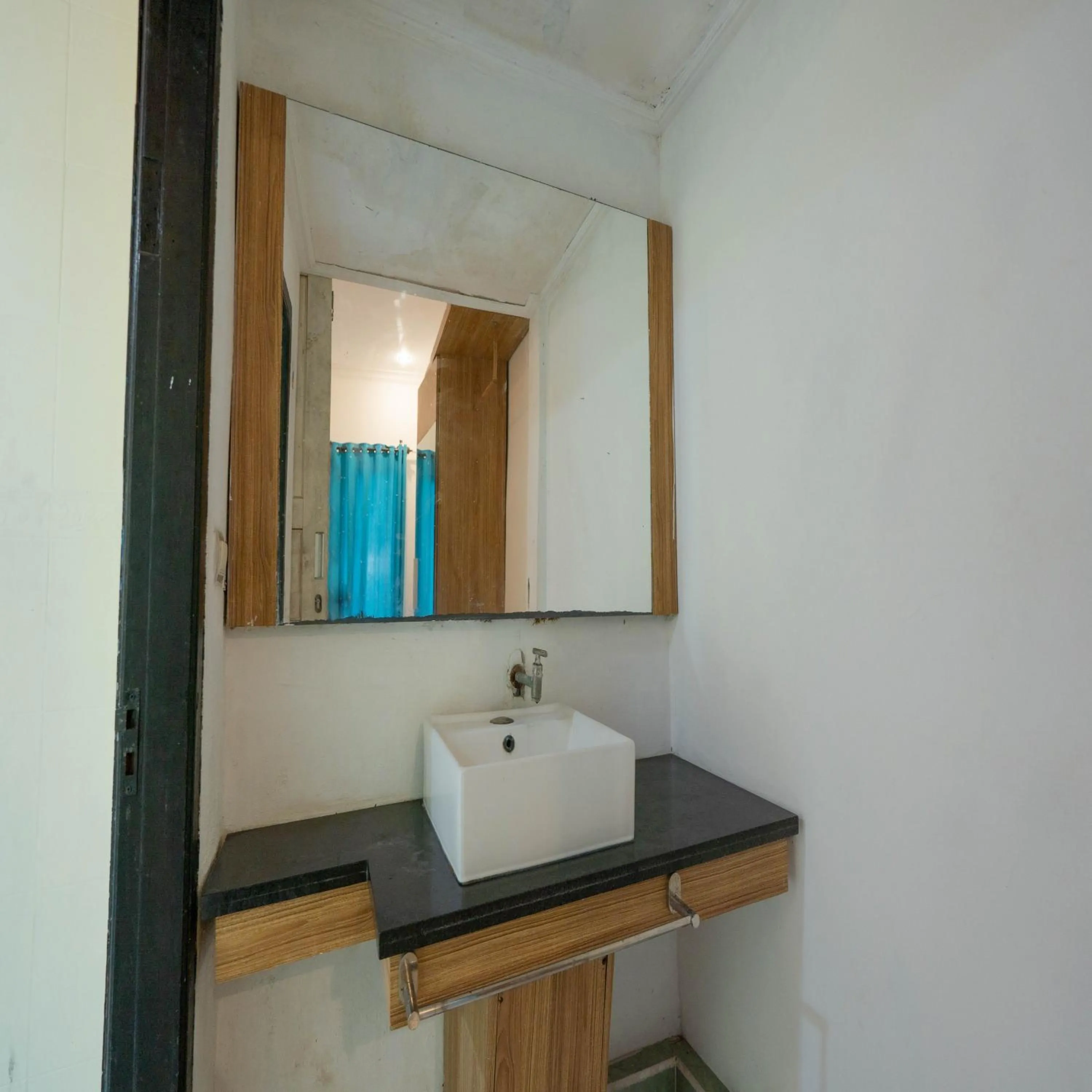 Bathroom in Gili White Bamboo Resort