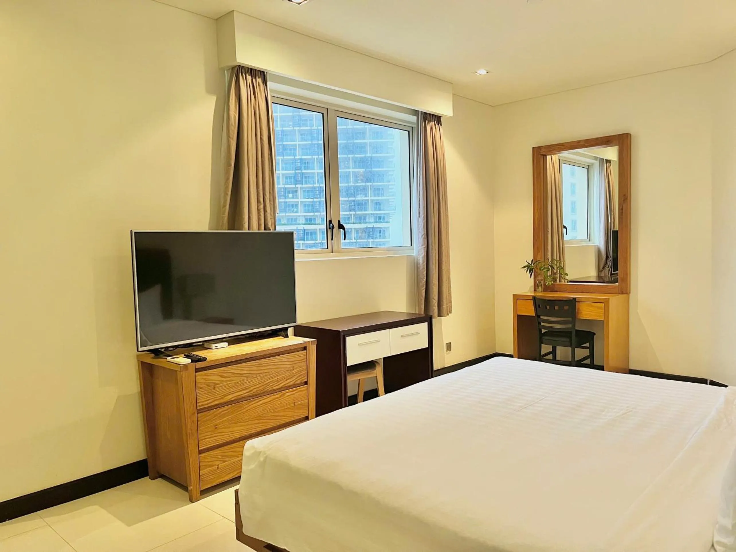 Bedroom, Bed in The Sea Luxury Nha Trang Apartment