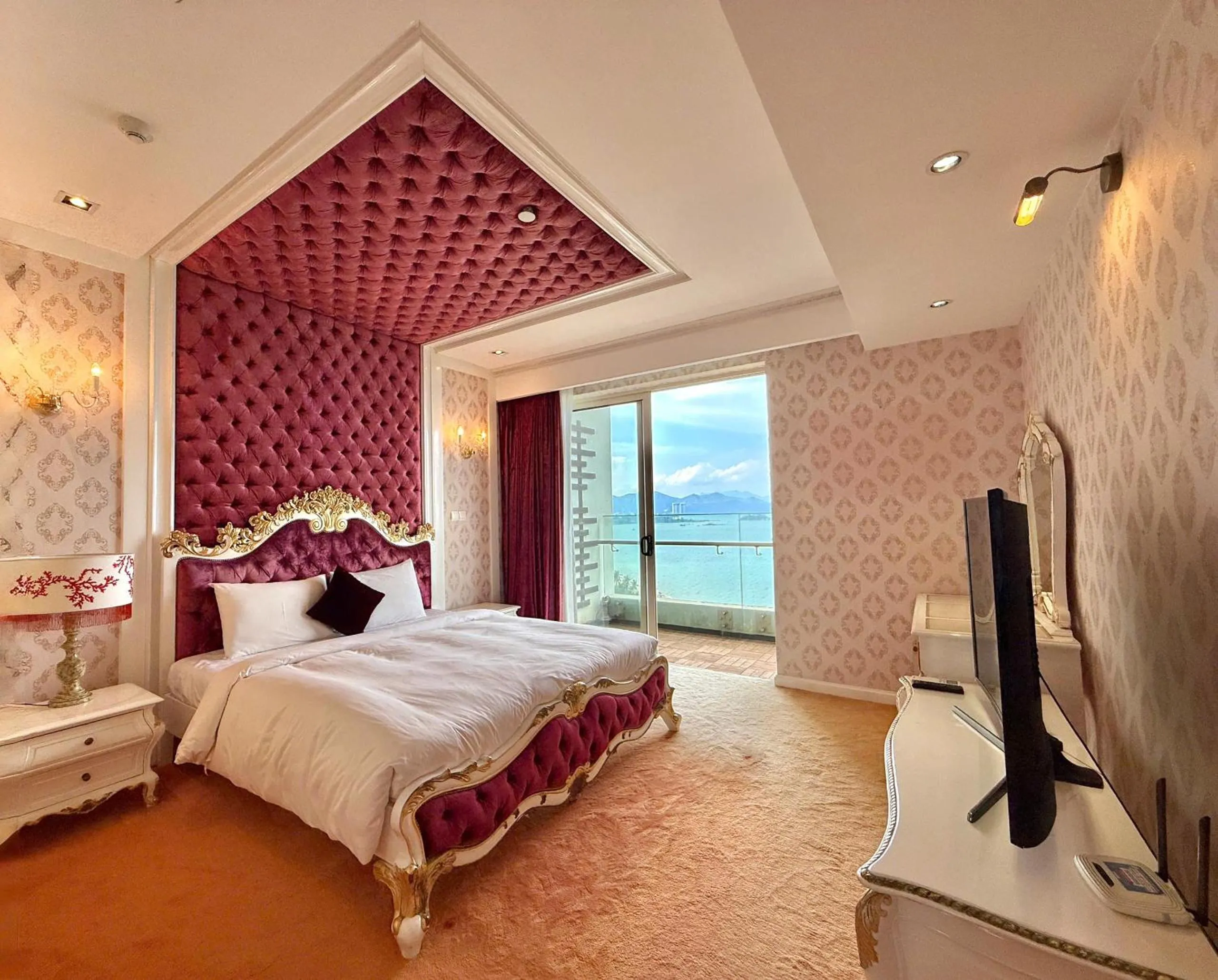 Bedroom, Bed in The Sea Luxury Nha Trang Apartment