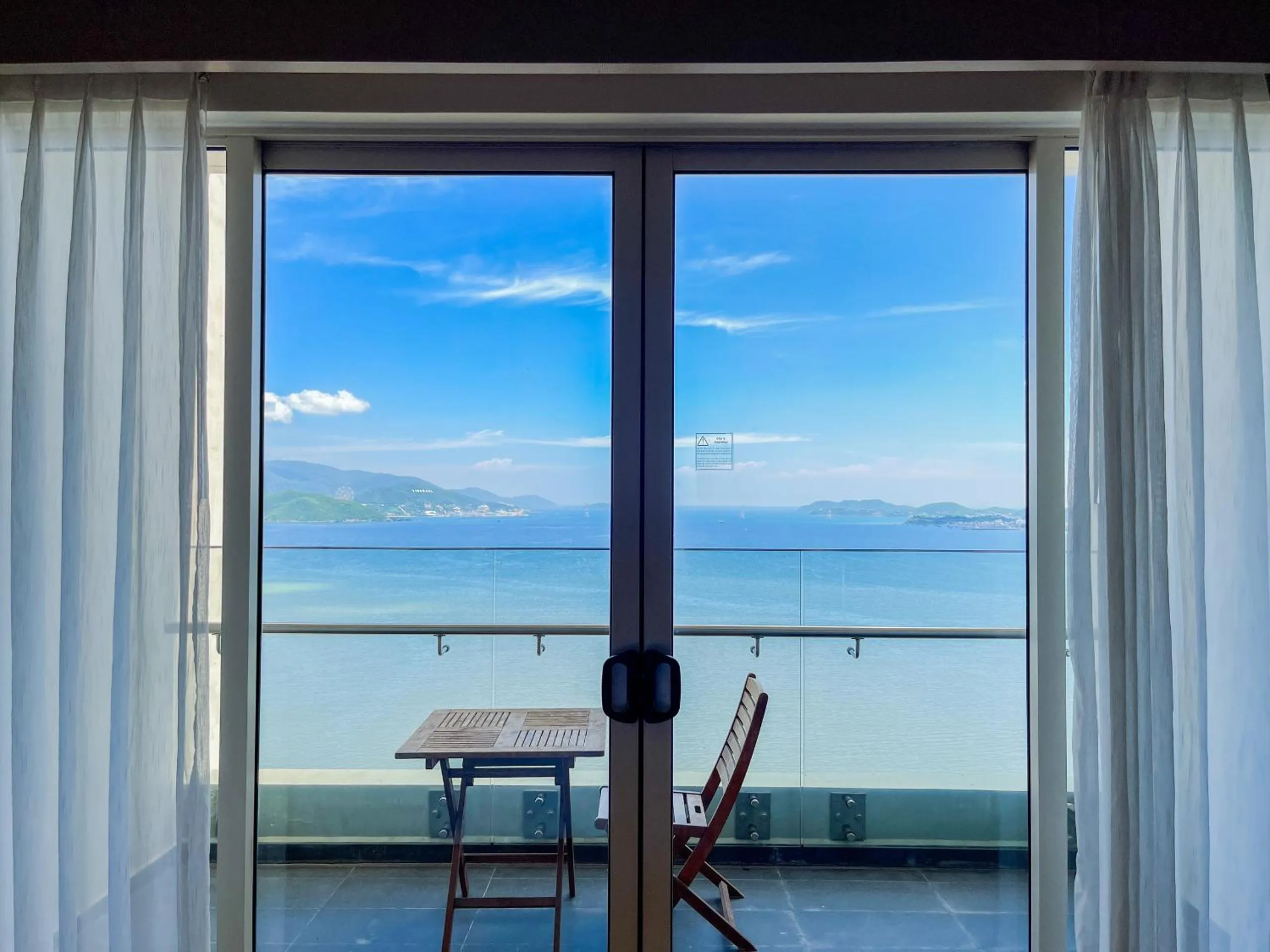 Balcony/Terrace in The Sea Luxury Nha Trang Apartment