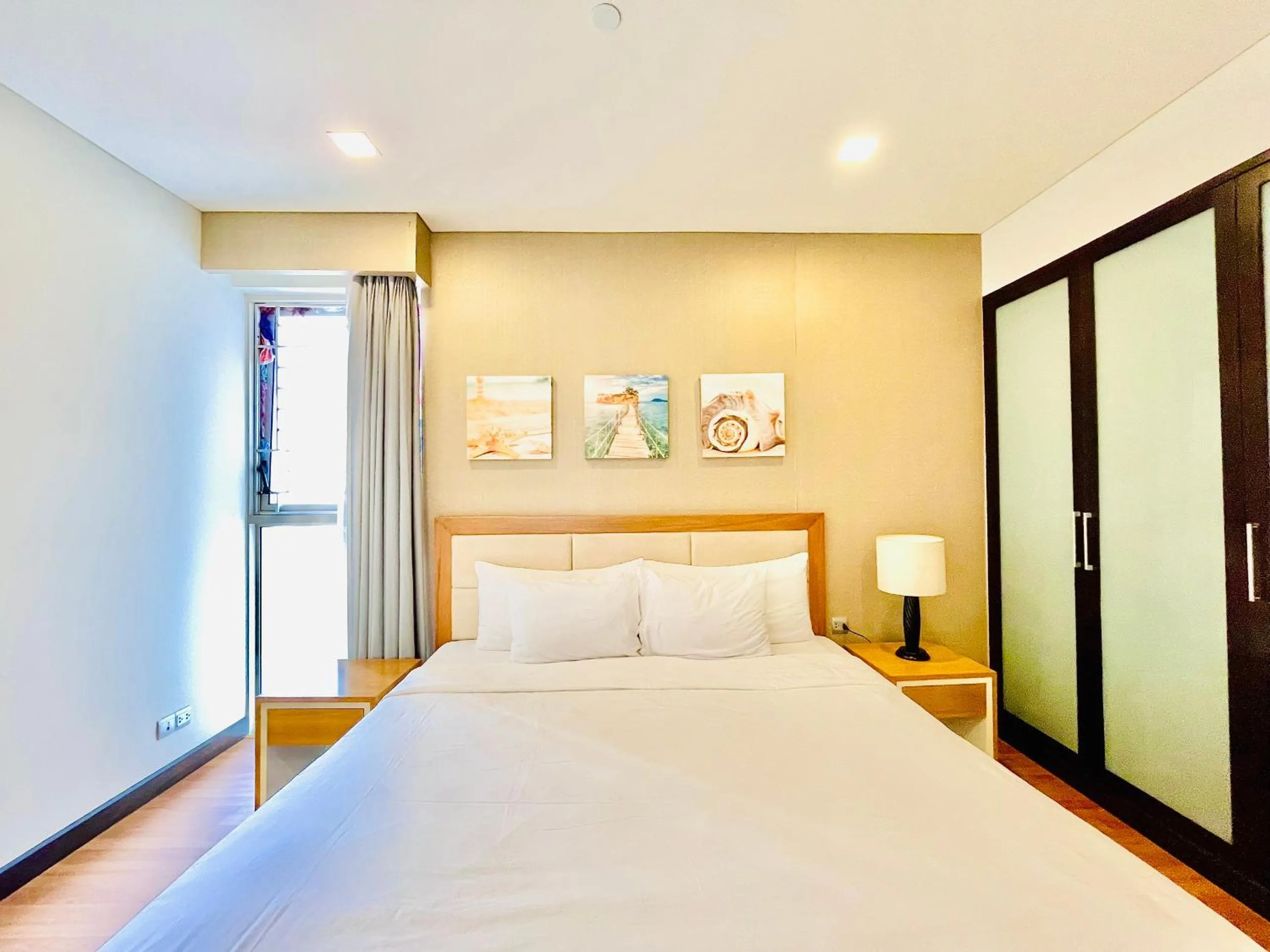 Bedroom, Bed in The Sea Luxury Nha Trang Apartment