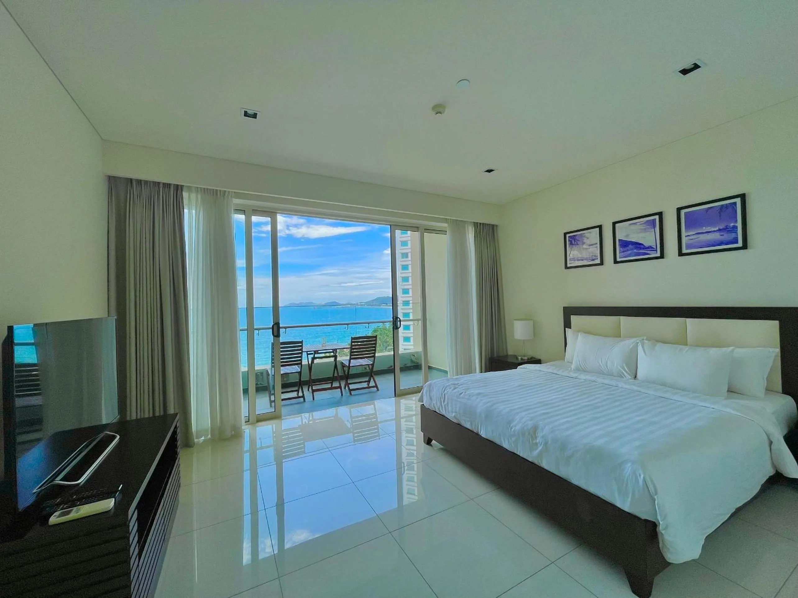 Bedroom, Bed in The Sea Luxury Nha Trang Apartment