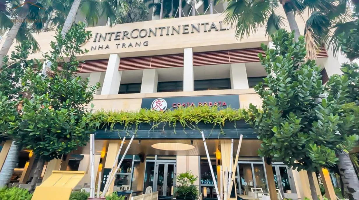 Restaurant/places to eat in The Sea Luxury Nha Trang Apartment