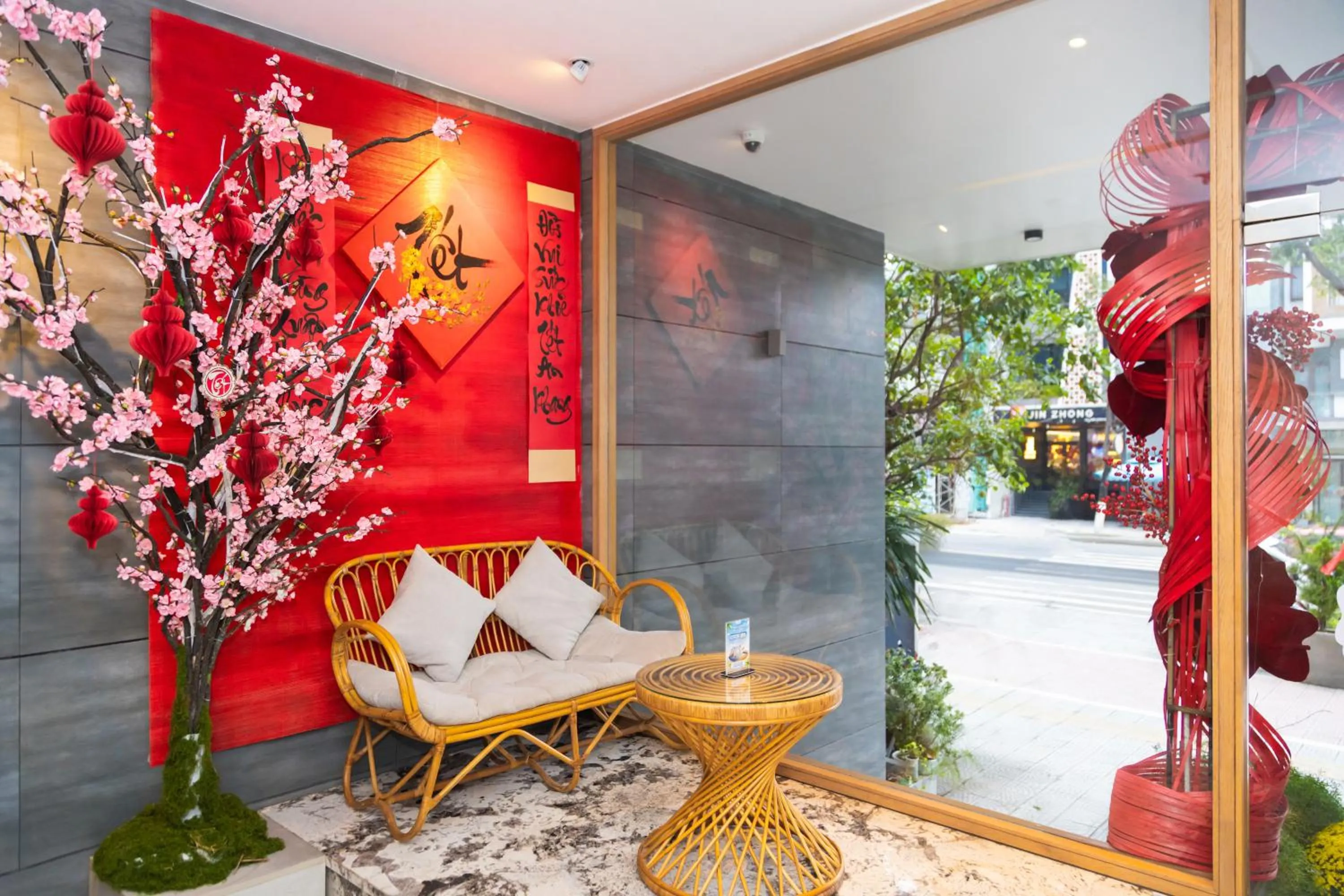 SHI HOUSE by Haviland