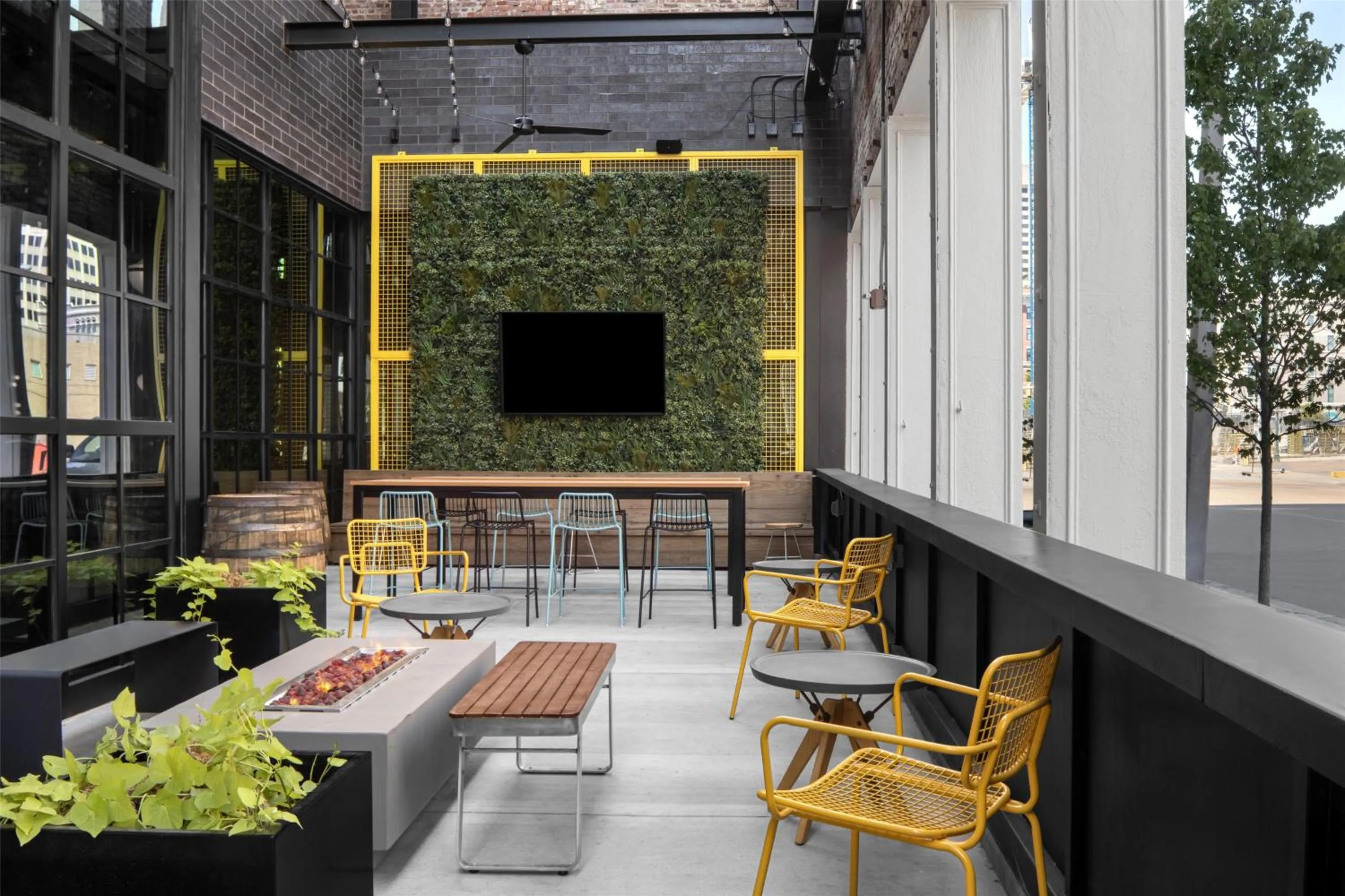 Lounge or bar in Caption By Hyatt Beale Street Memphis