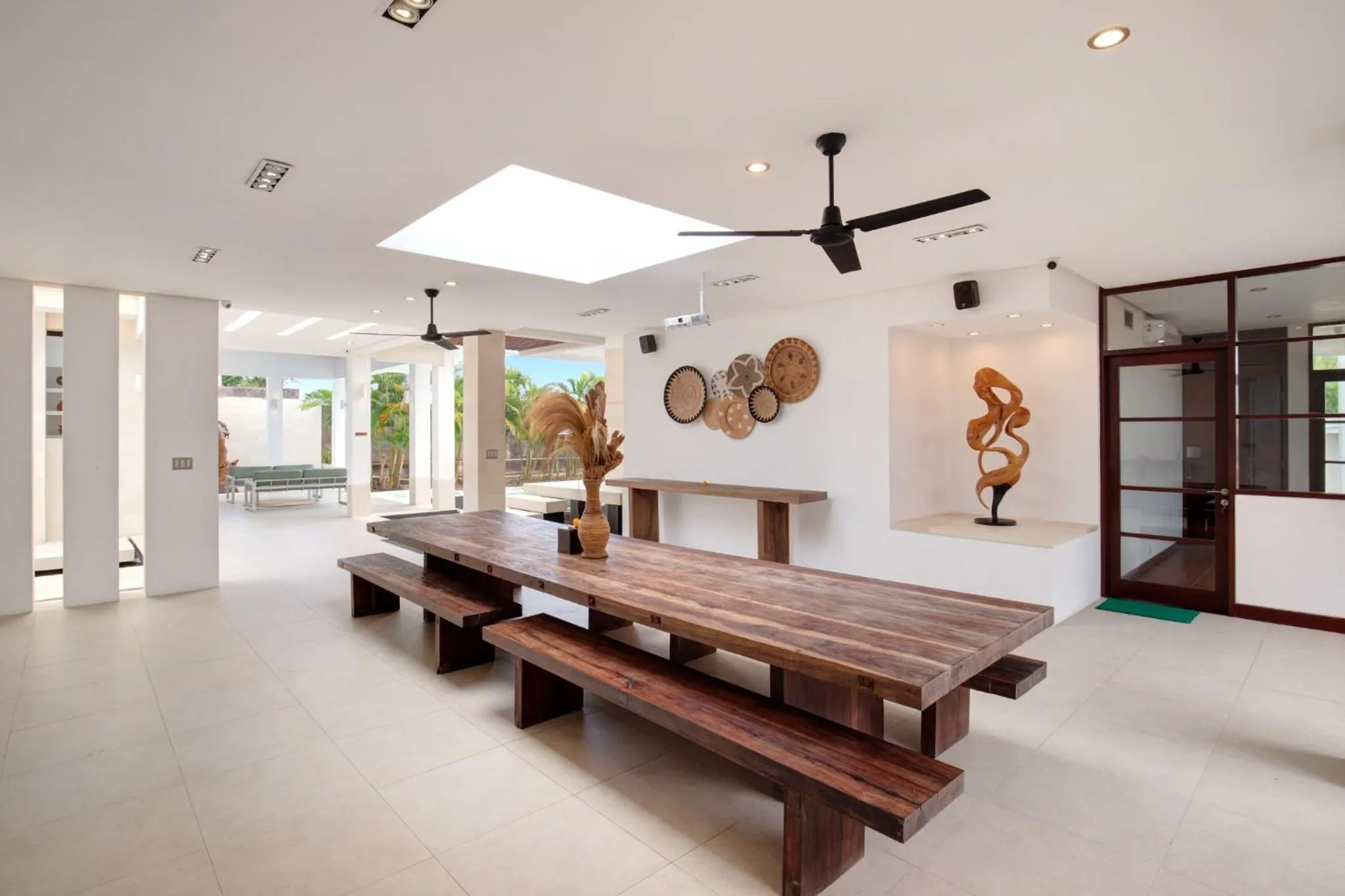 Living room in Nara Villa Canggu by Ini Vie Hospitality