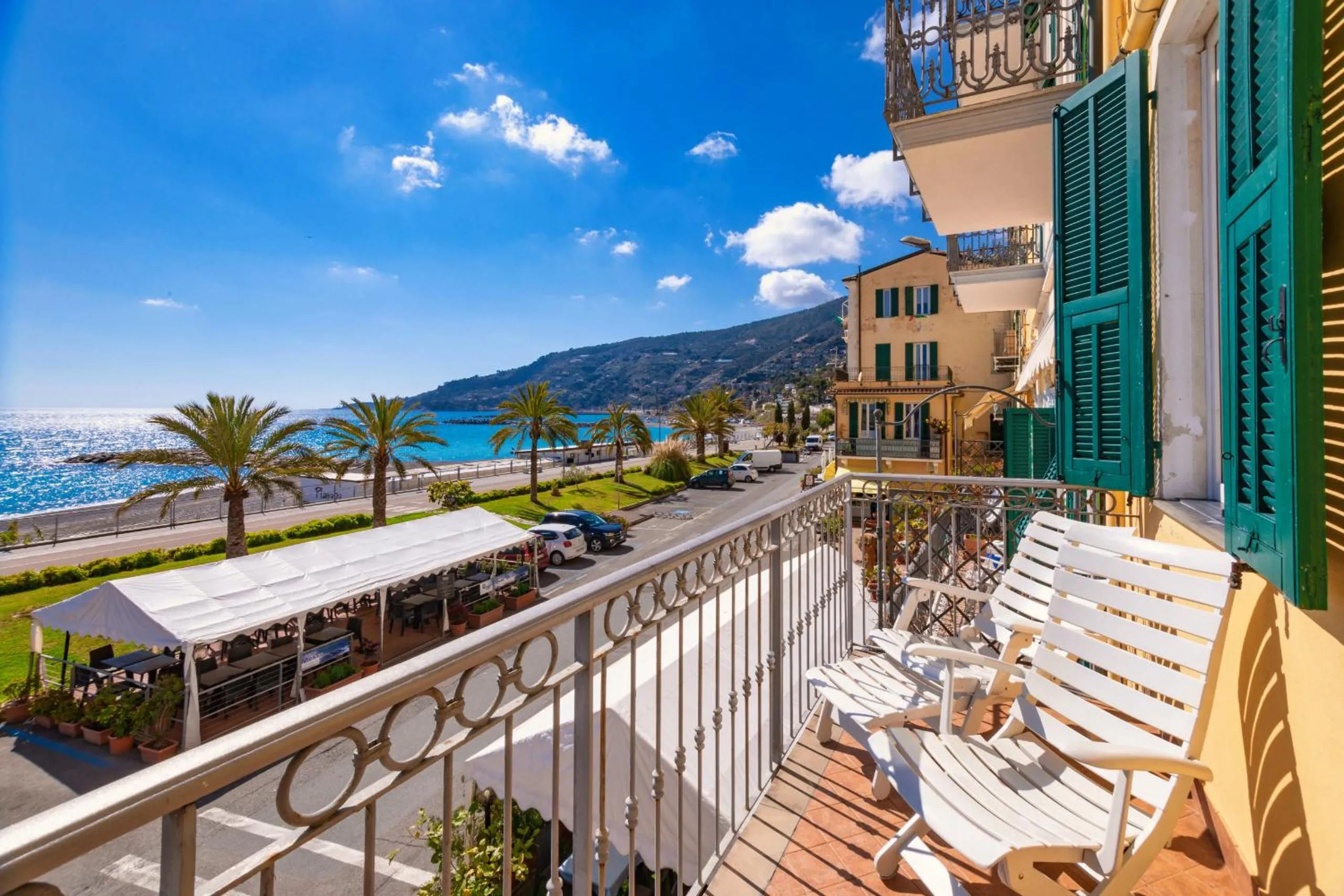 Appartamento fronte mare a Ospedaletti by Wonderful Italy