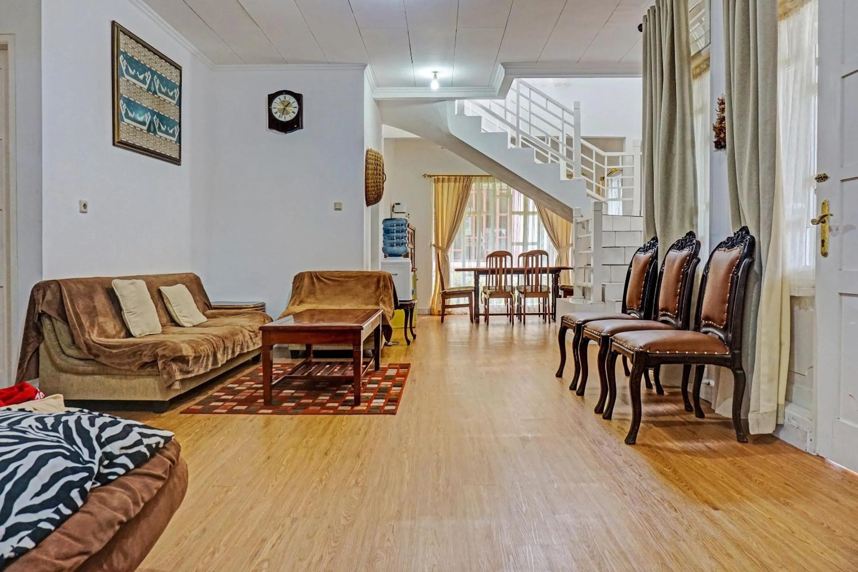 Lobby or reception in SPOT ON 91225 Kota Bunga Homestay Syariah