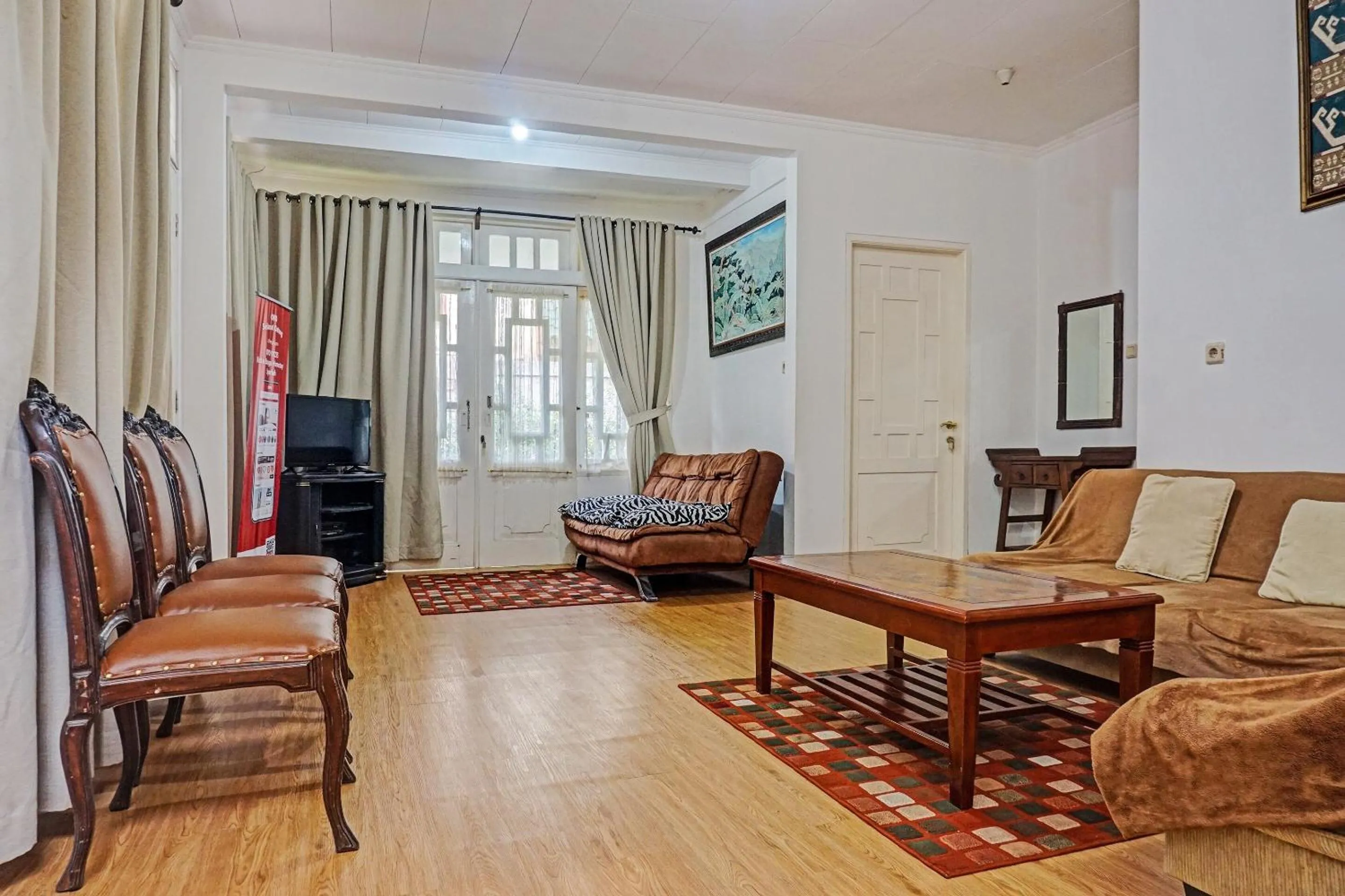 Lobby or reception in SPOT ON 91225 Kota Bunga Homestay Syariah