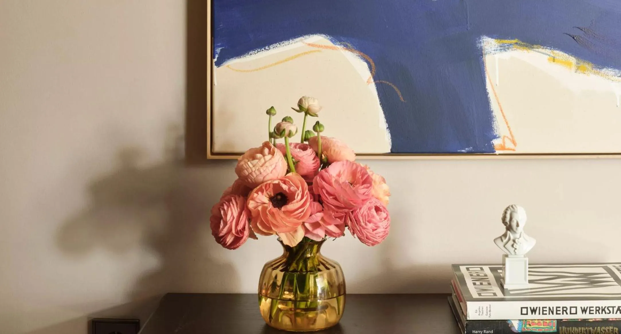 Living room in Rosewood Vienna