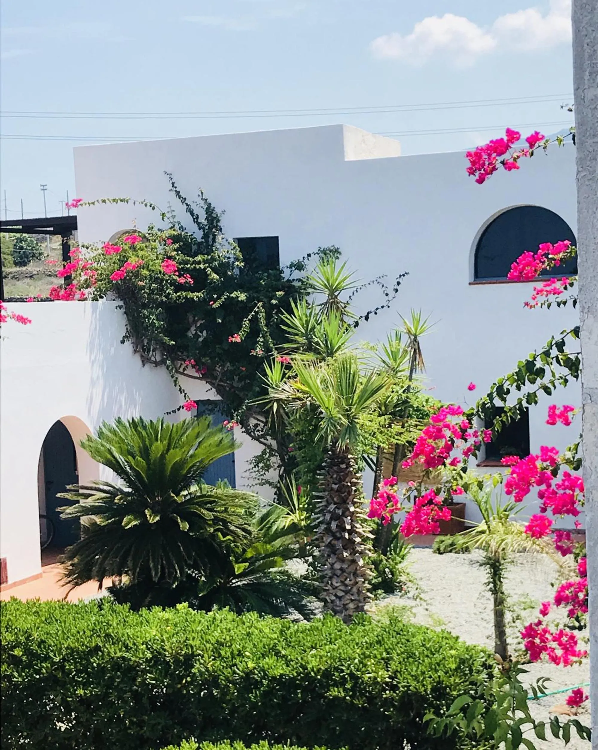 Facade/entrance in Le Lanterne Resort