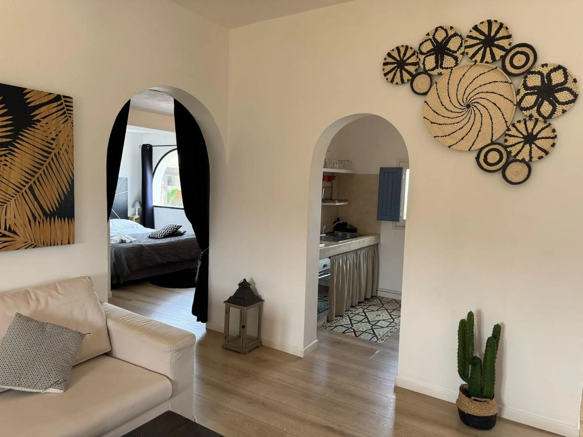 Area and facilities, Bed in Le Lanterne Resort