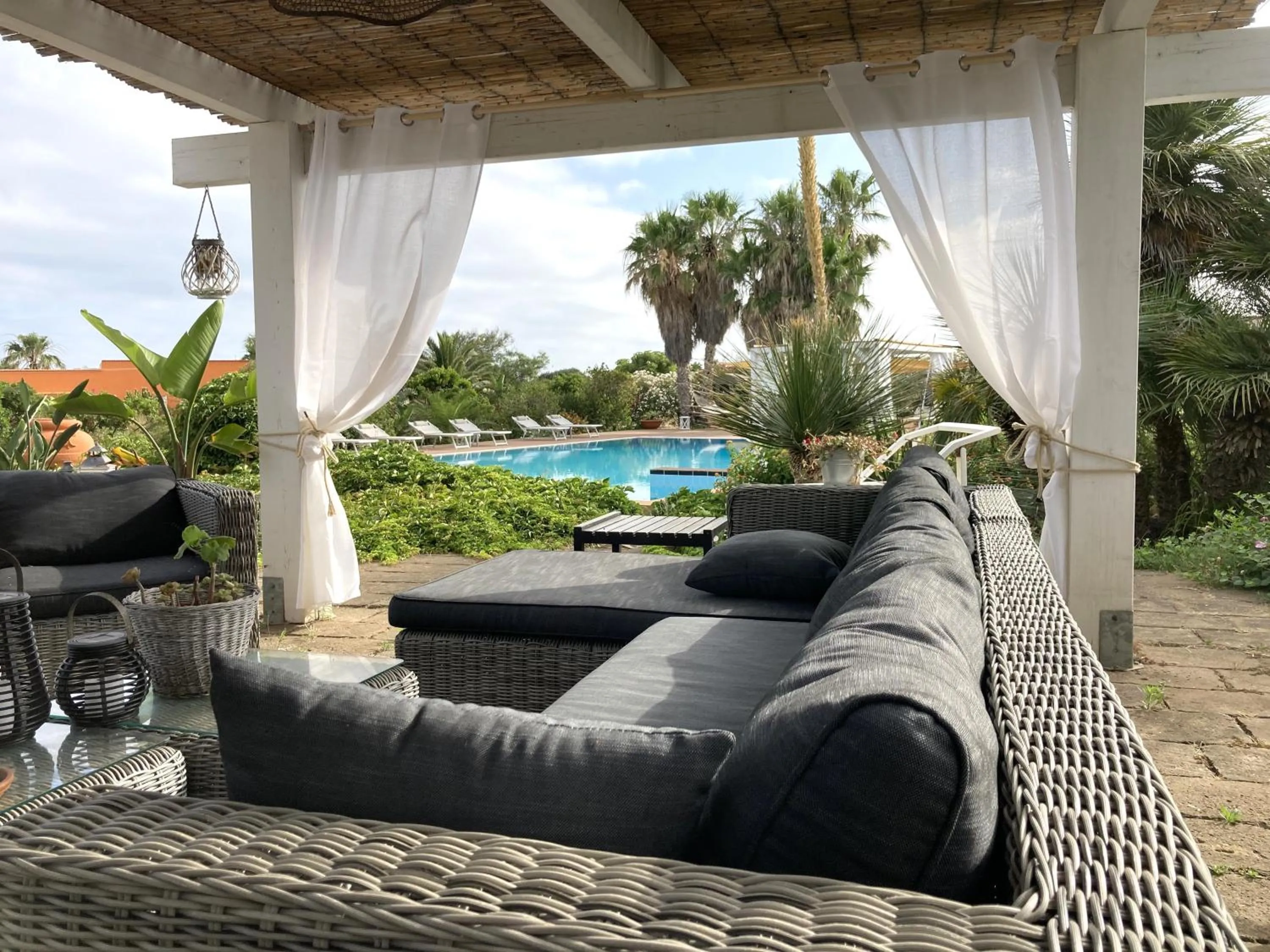 Patio in Le Lanterne Resort