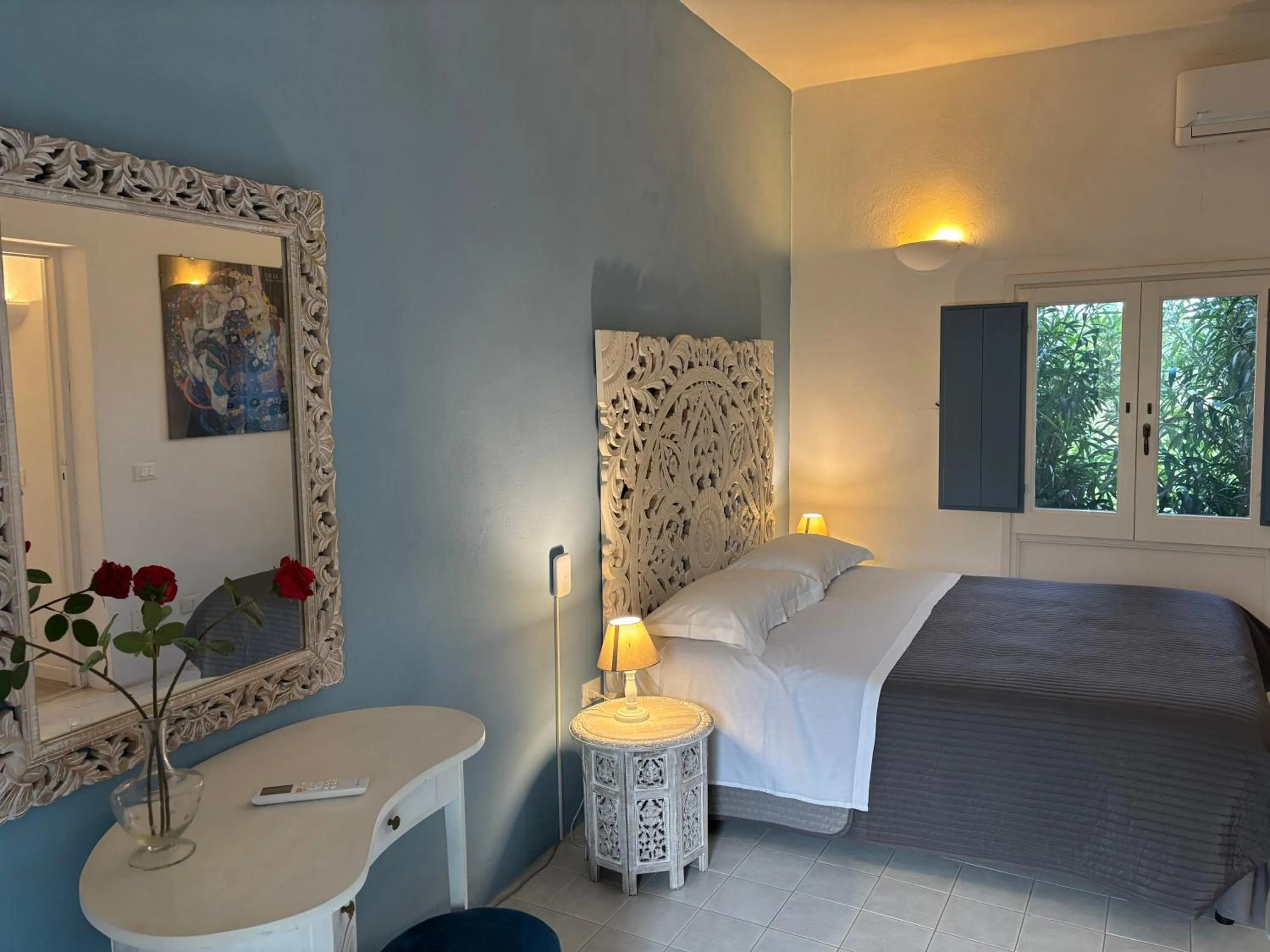 Bedroom, Bed in Le Lanterne Resort