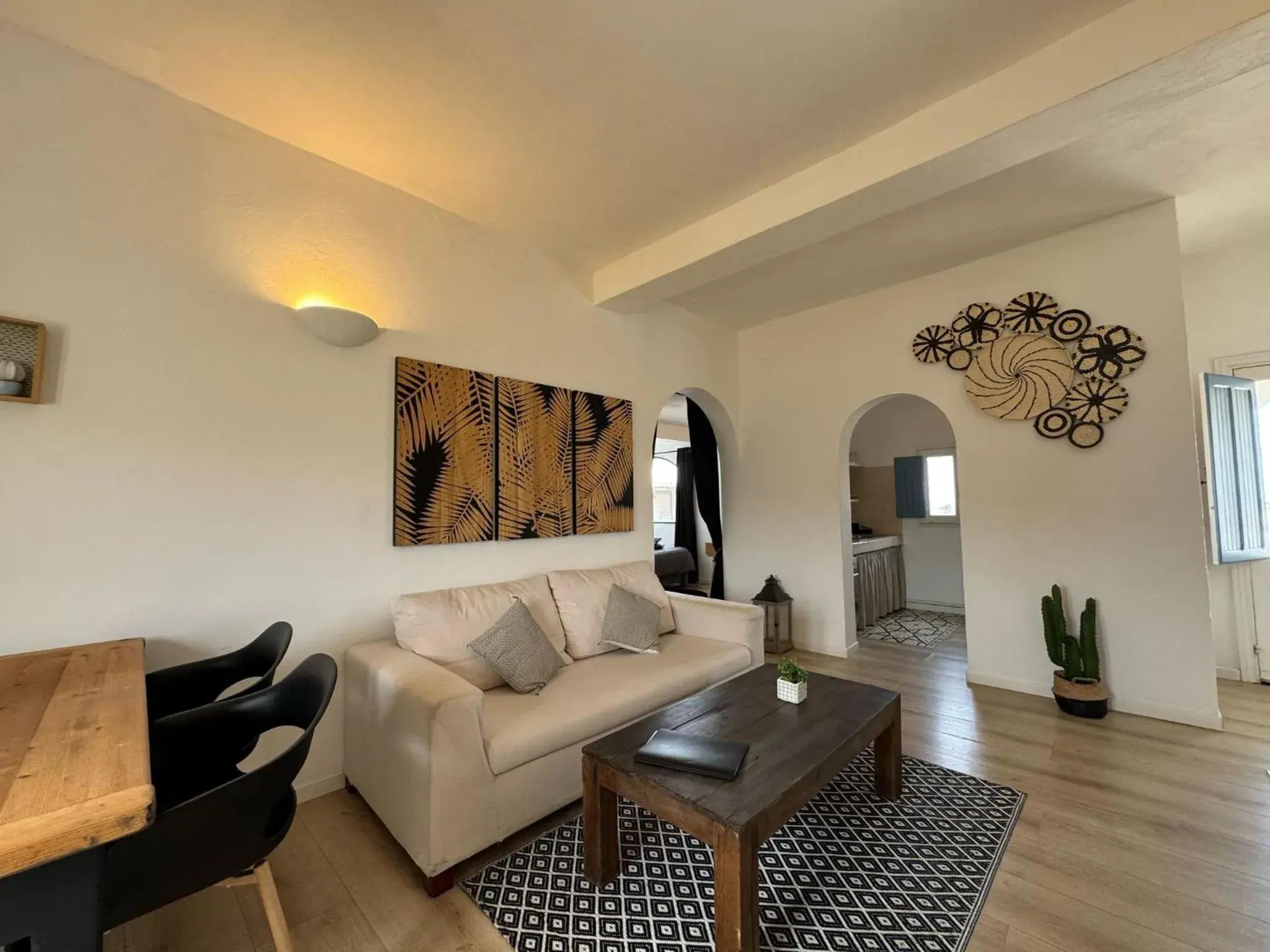 Two-Bedroom Apartment - Split Level in Le Lanterne Resort Two-Bedroom Apartment - Split Level in Le Lanterne Resort
