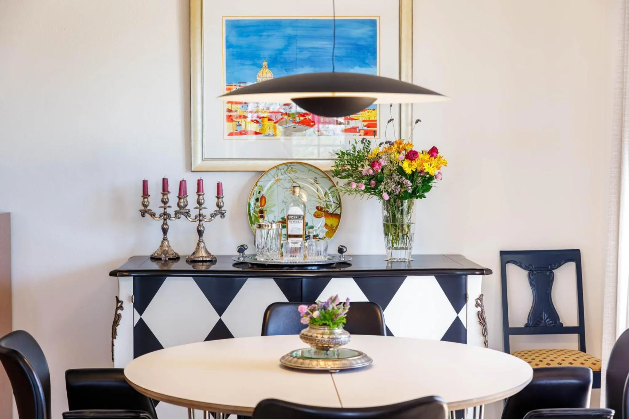 Dining area in Villa Tranberg Suites