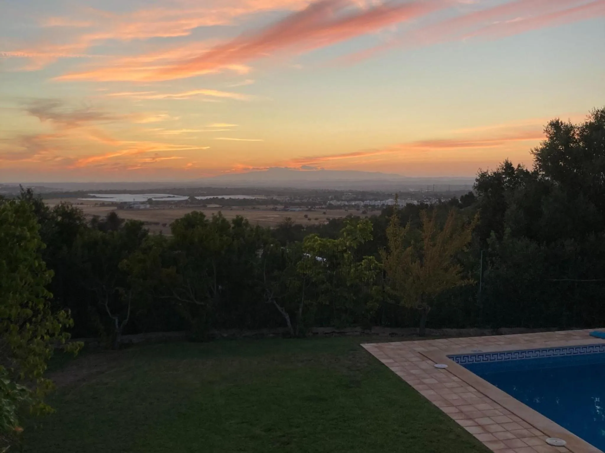 Swimming pool in Villa Tranberg Suites