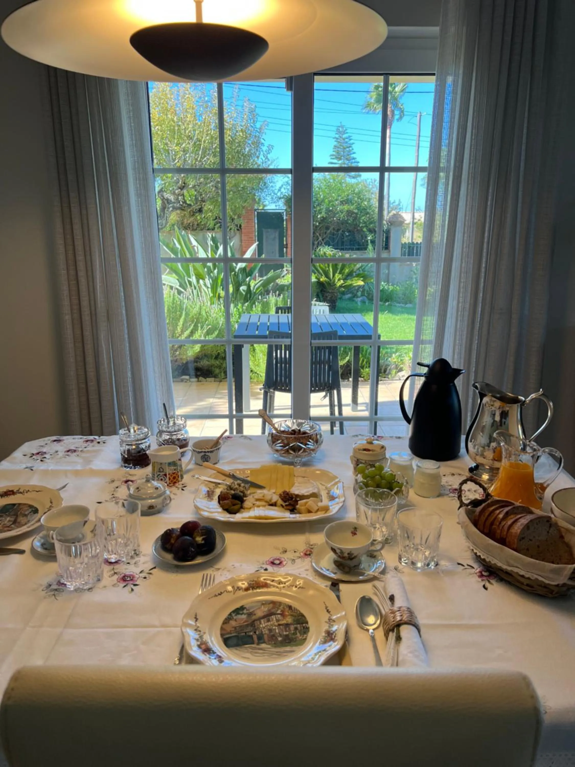 Dining area in Villa Tranberg Suites