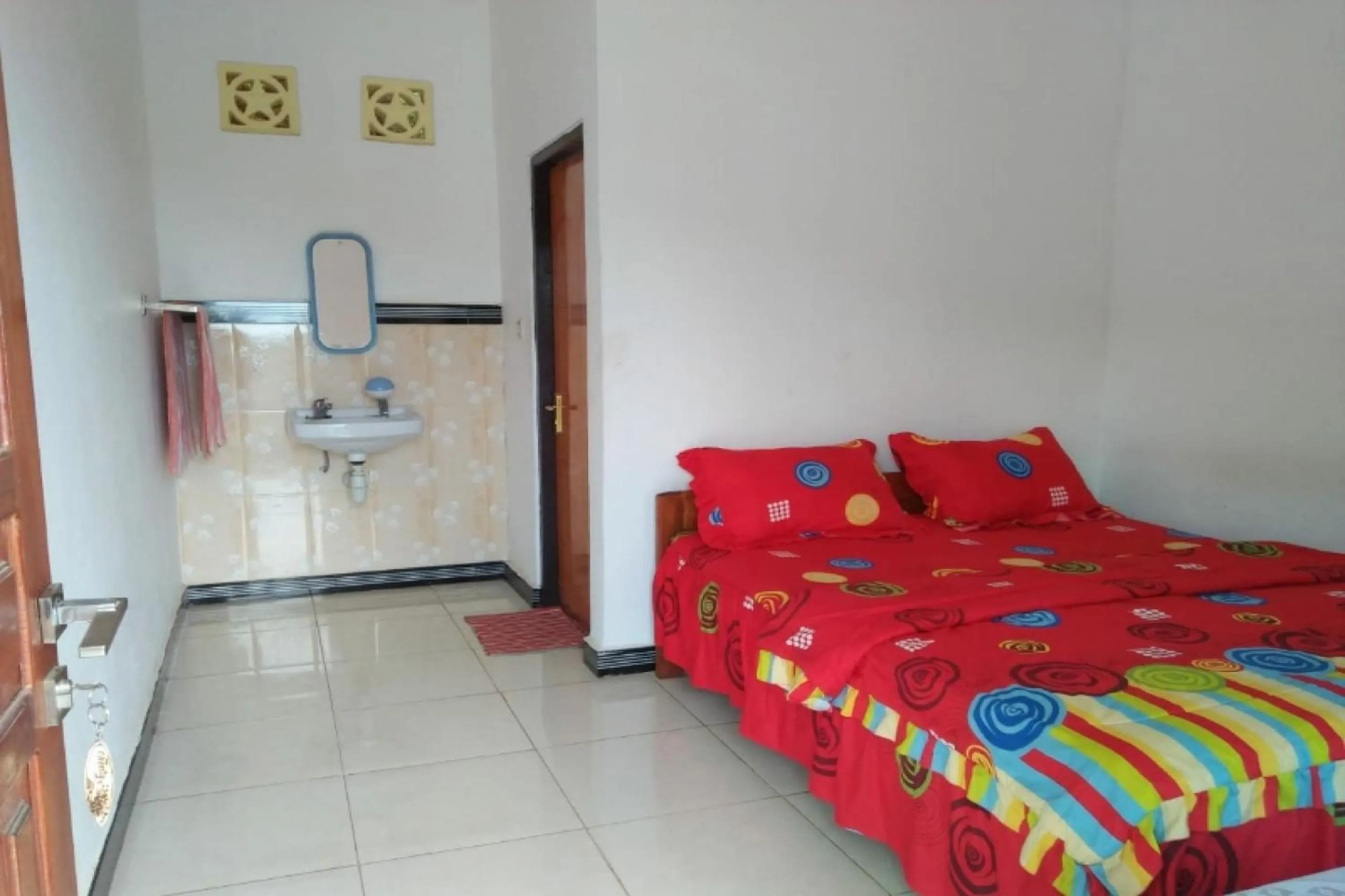 Bedroom, Bed in Hotel O Kelimutu Eco VillageNearMurundao Waterfall