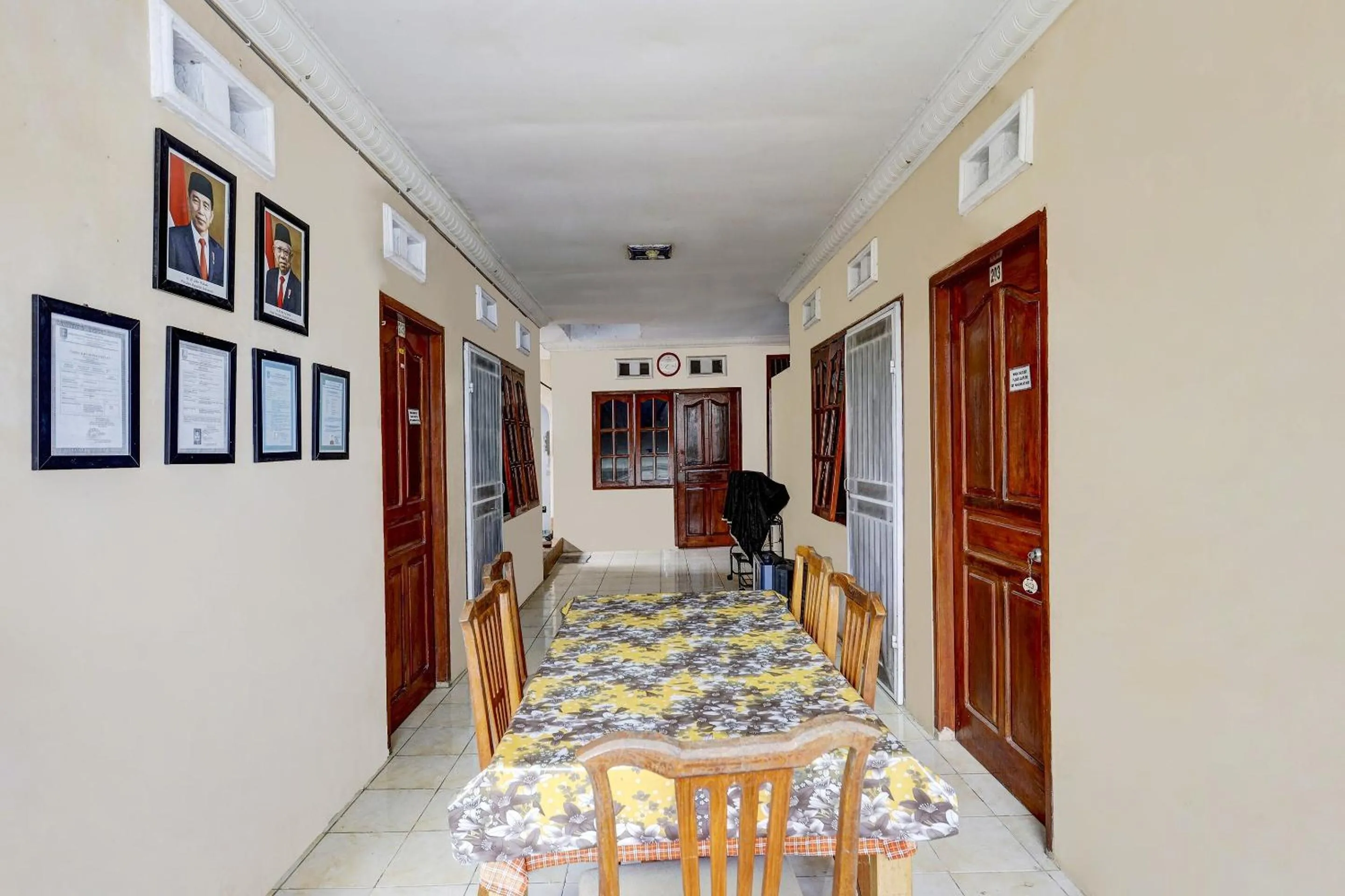Lobby or reception in Hotel O Manisee 1 Homestay Syariah