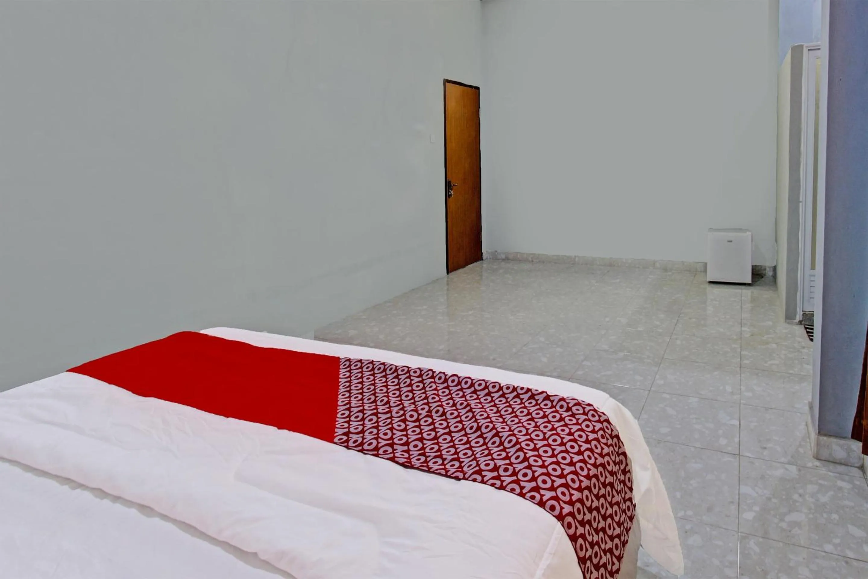 Bedroom, Bed in Hotel O J3